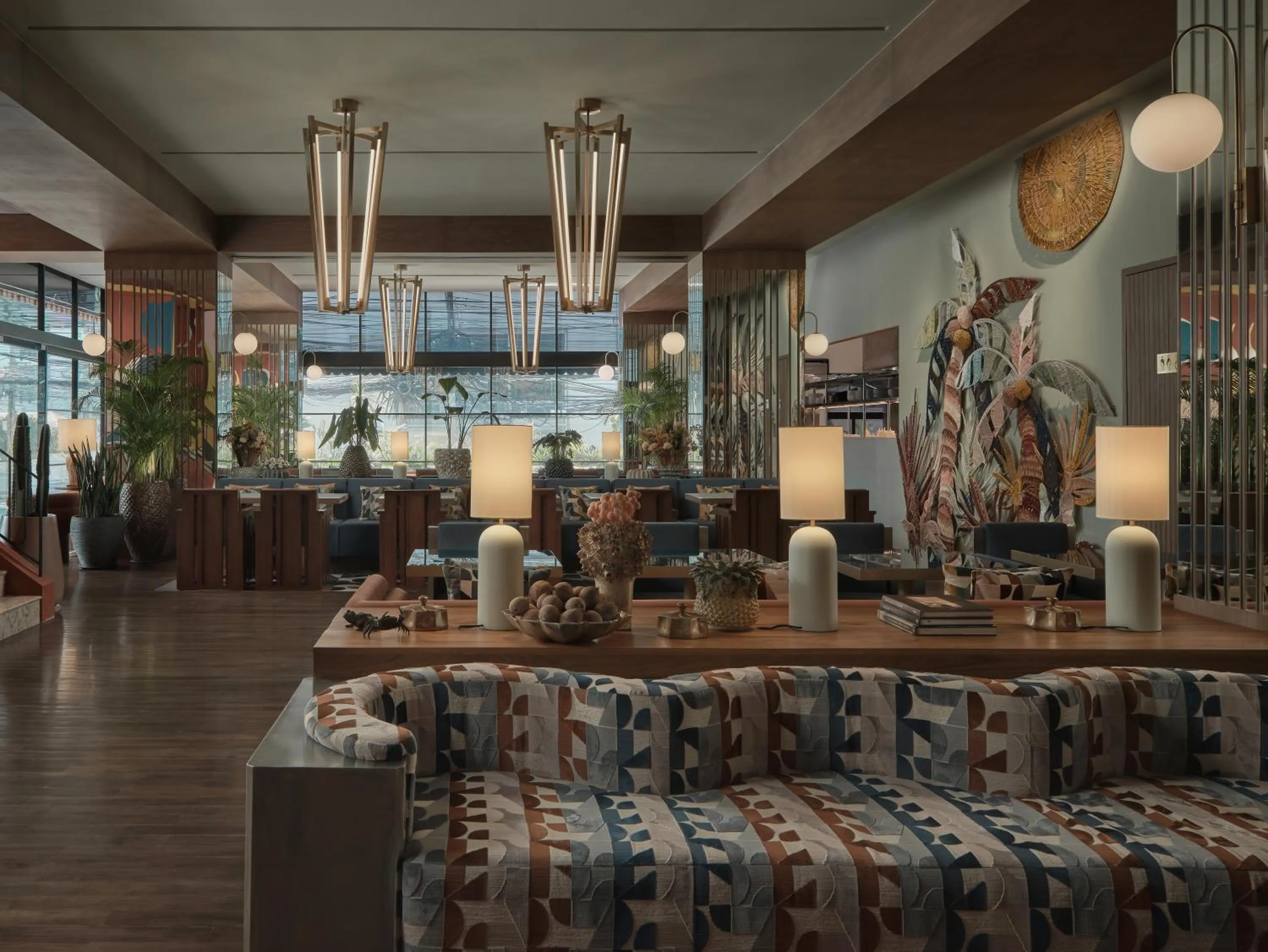 Restaurant/places to eat in Public House Bangkok, a Member of Design Hotels