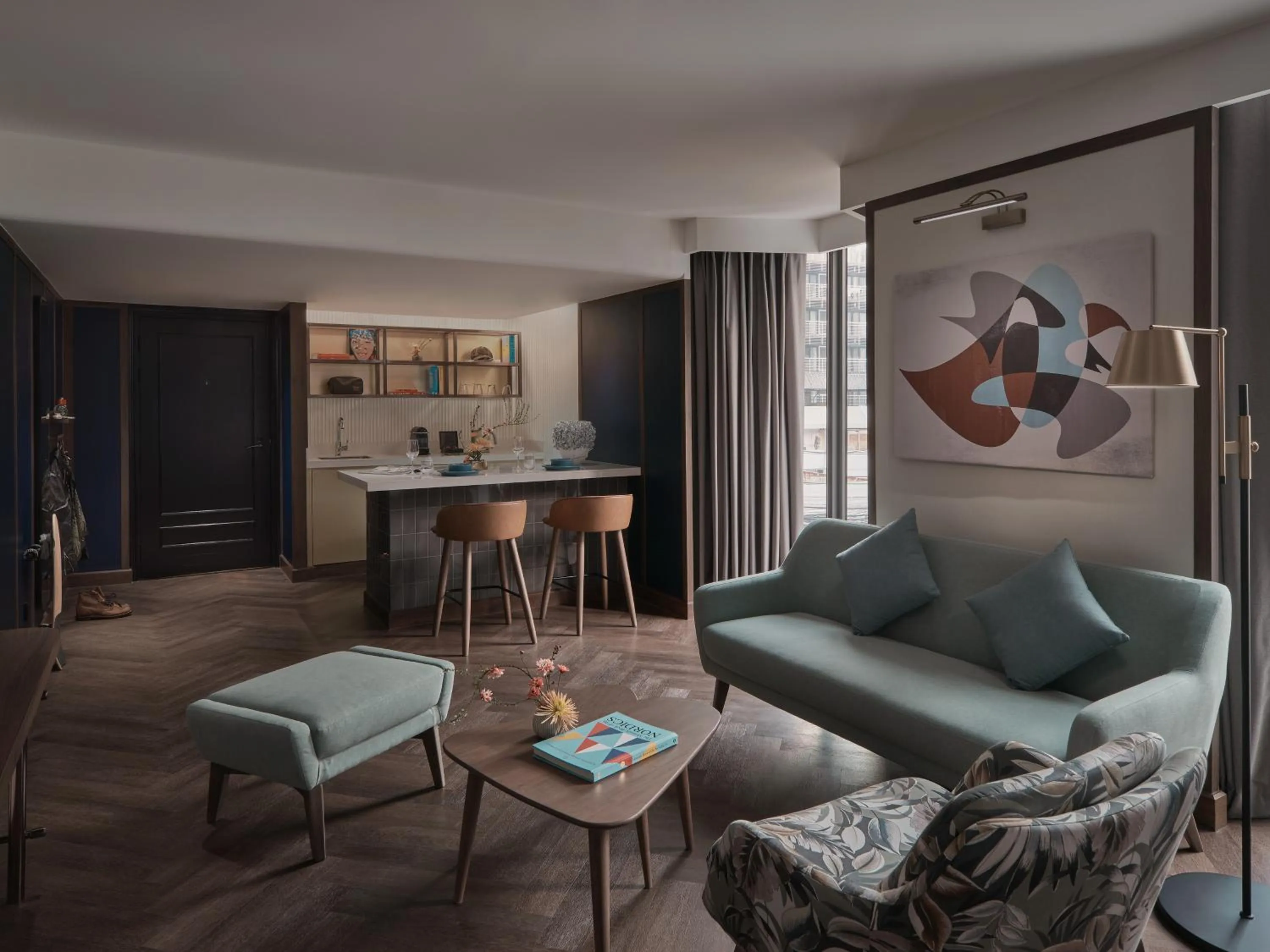 Kitchen or kitchenette in Public House Bangkok, a Member of Design Hotels