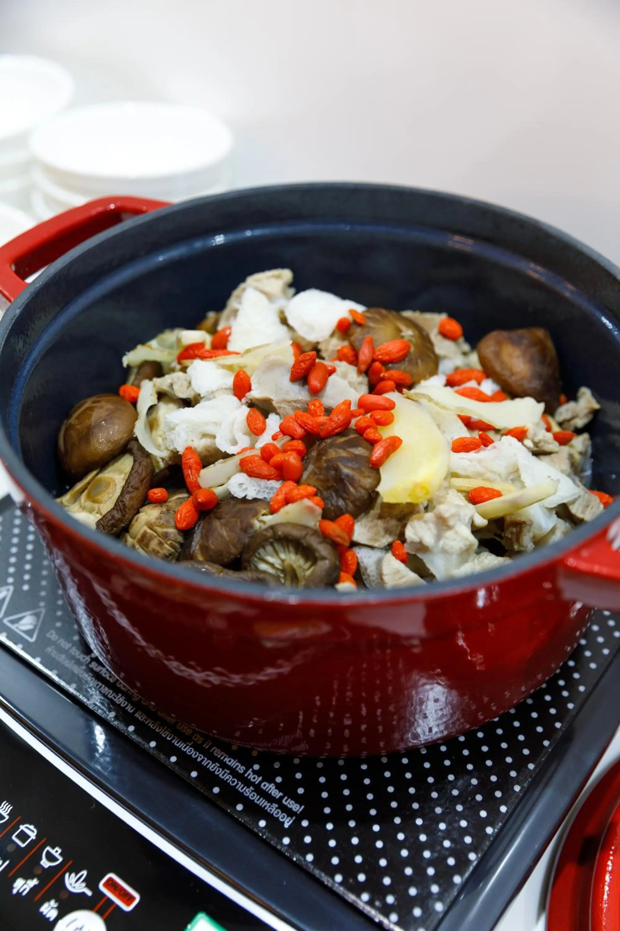 Food in Benjarong Hotel Bangkok Ratchada