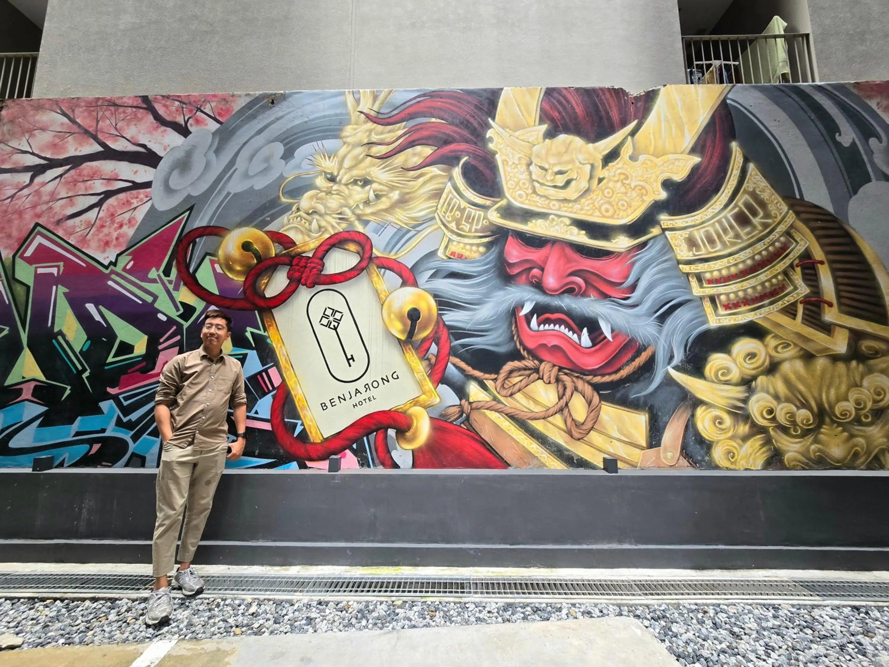 group of guests in Benjarong Hotel Bangkok Ratchada