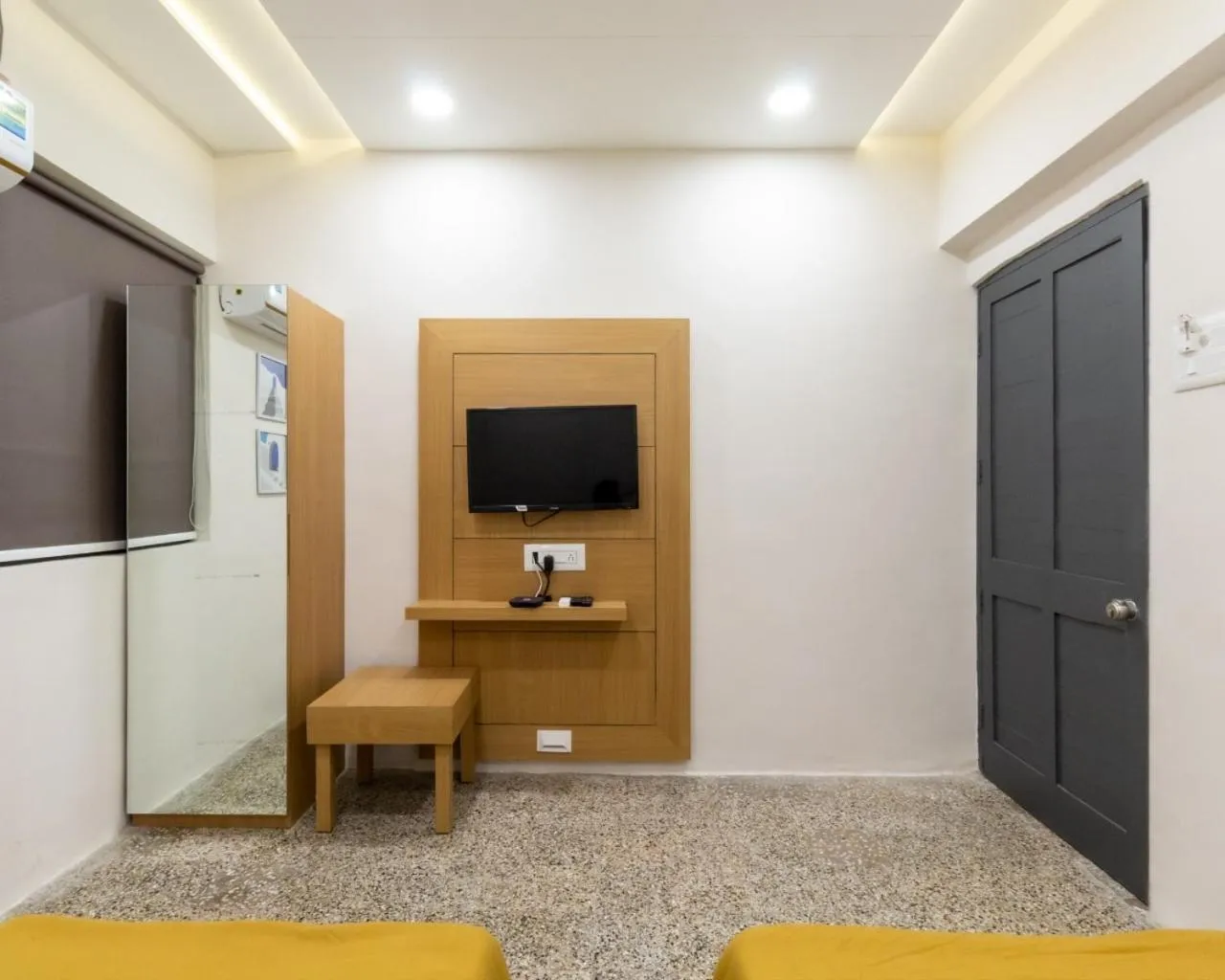 TV and multimedia in PRINCE RESIDENCY CLUB HOUSE