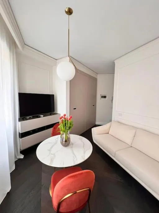 Elegante appartamento in zona Tortona-Solari