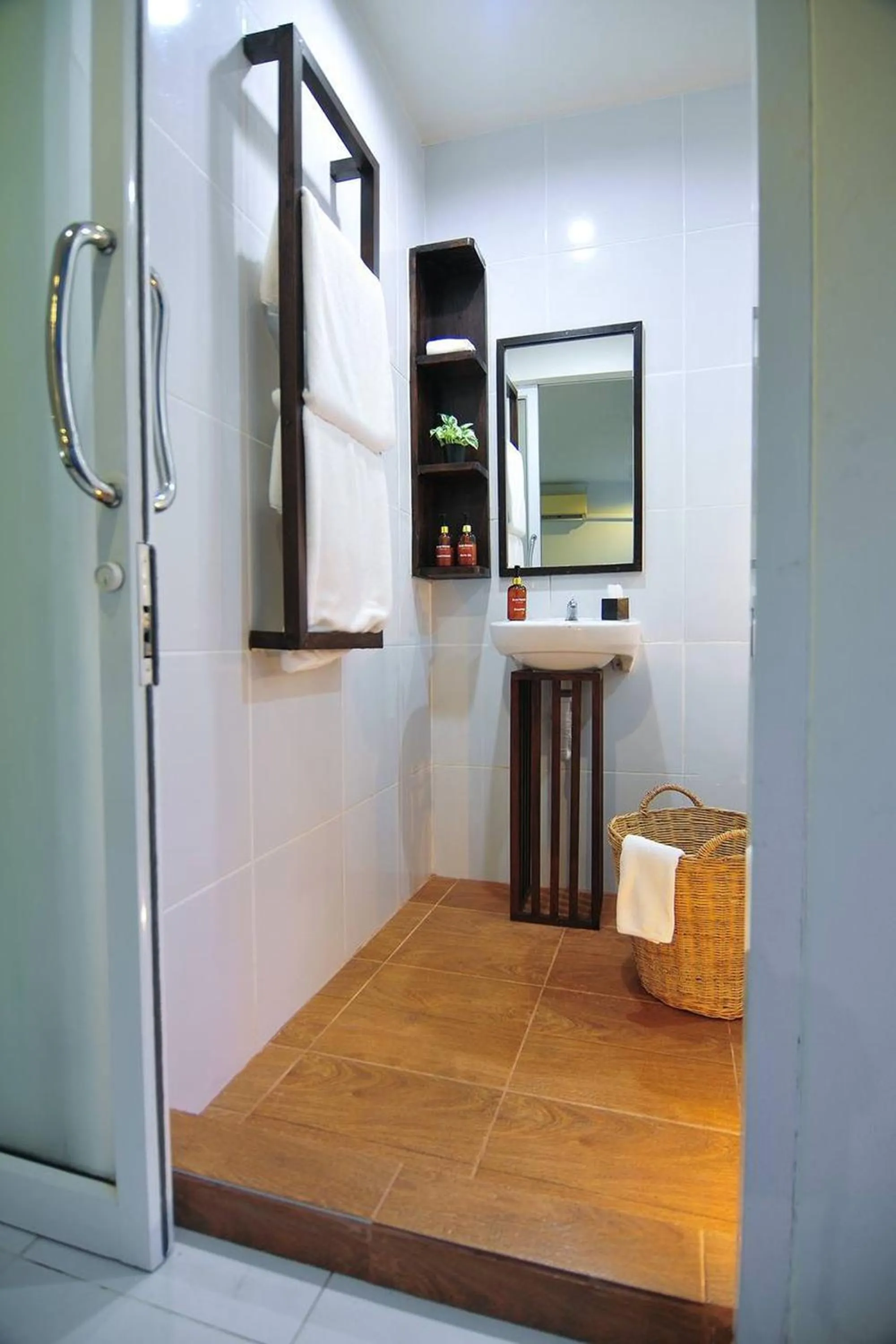 Bathroom in Koh Kwang Beach Resort