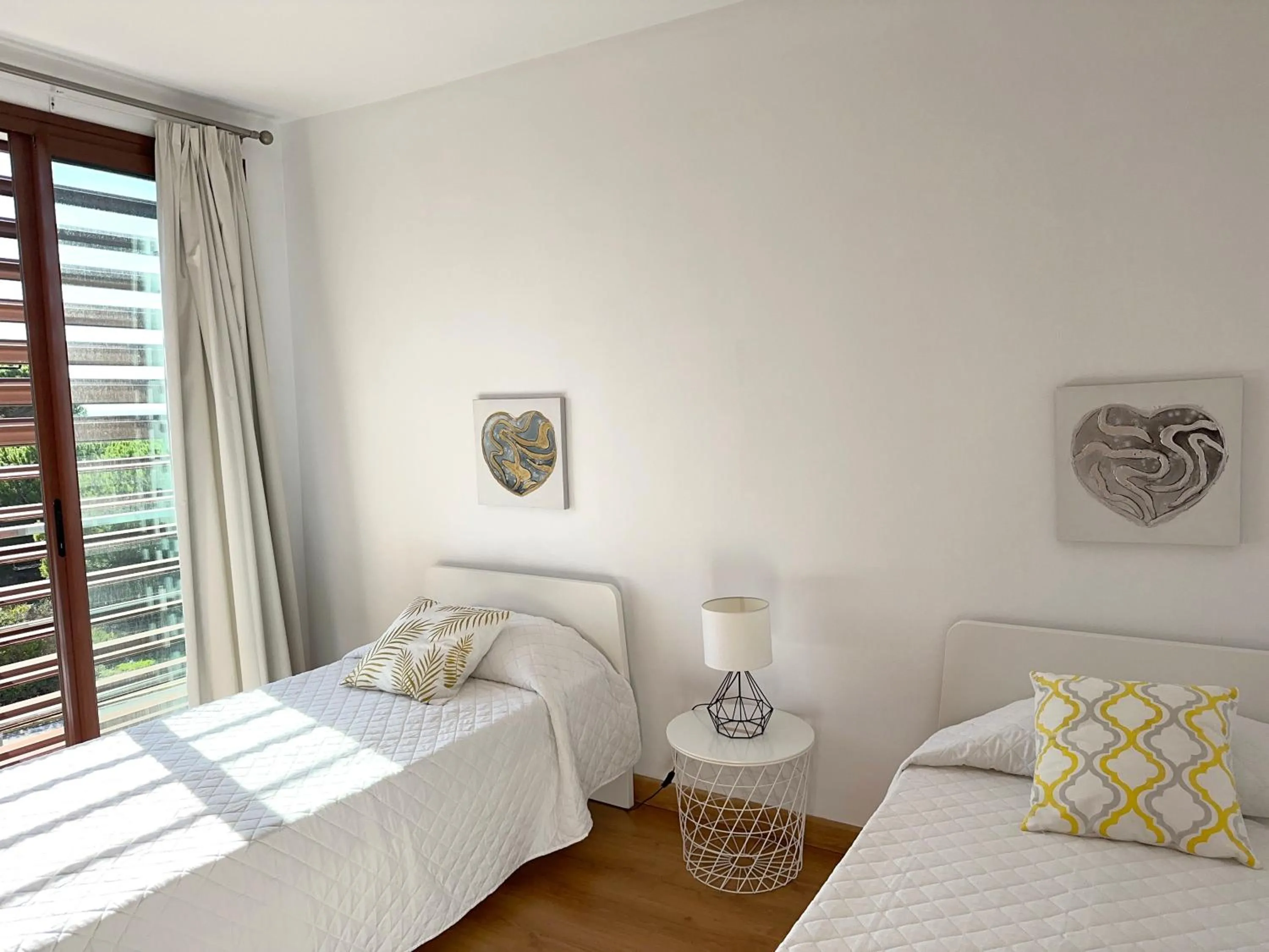 Bed in Villa Los Pinares de Monaco en Roche, Conil, Cádiz