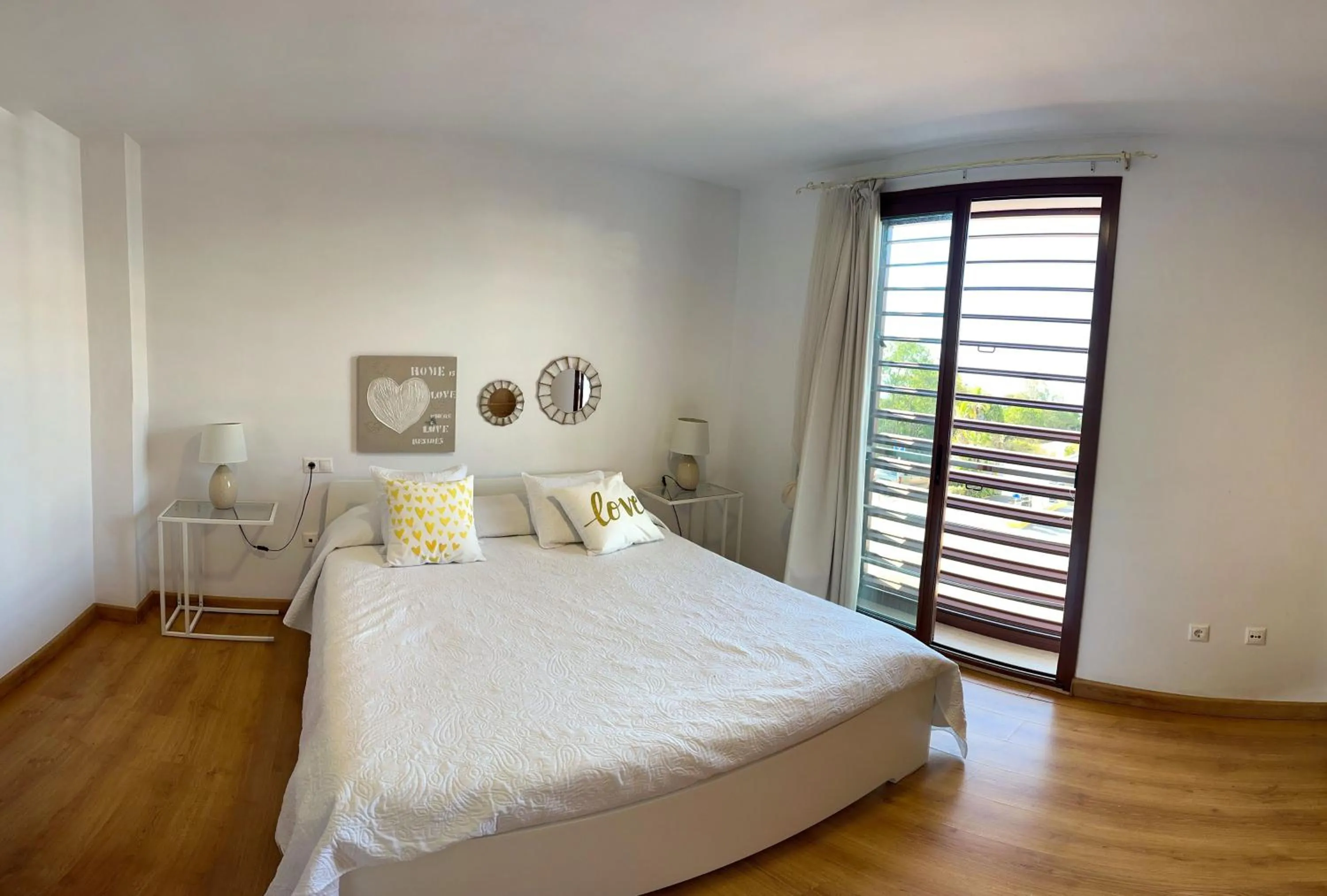 Bed in Villa Los Pinares de Monaco en Roche, Conil, Cádiz