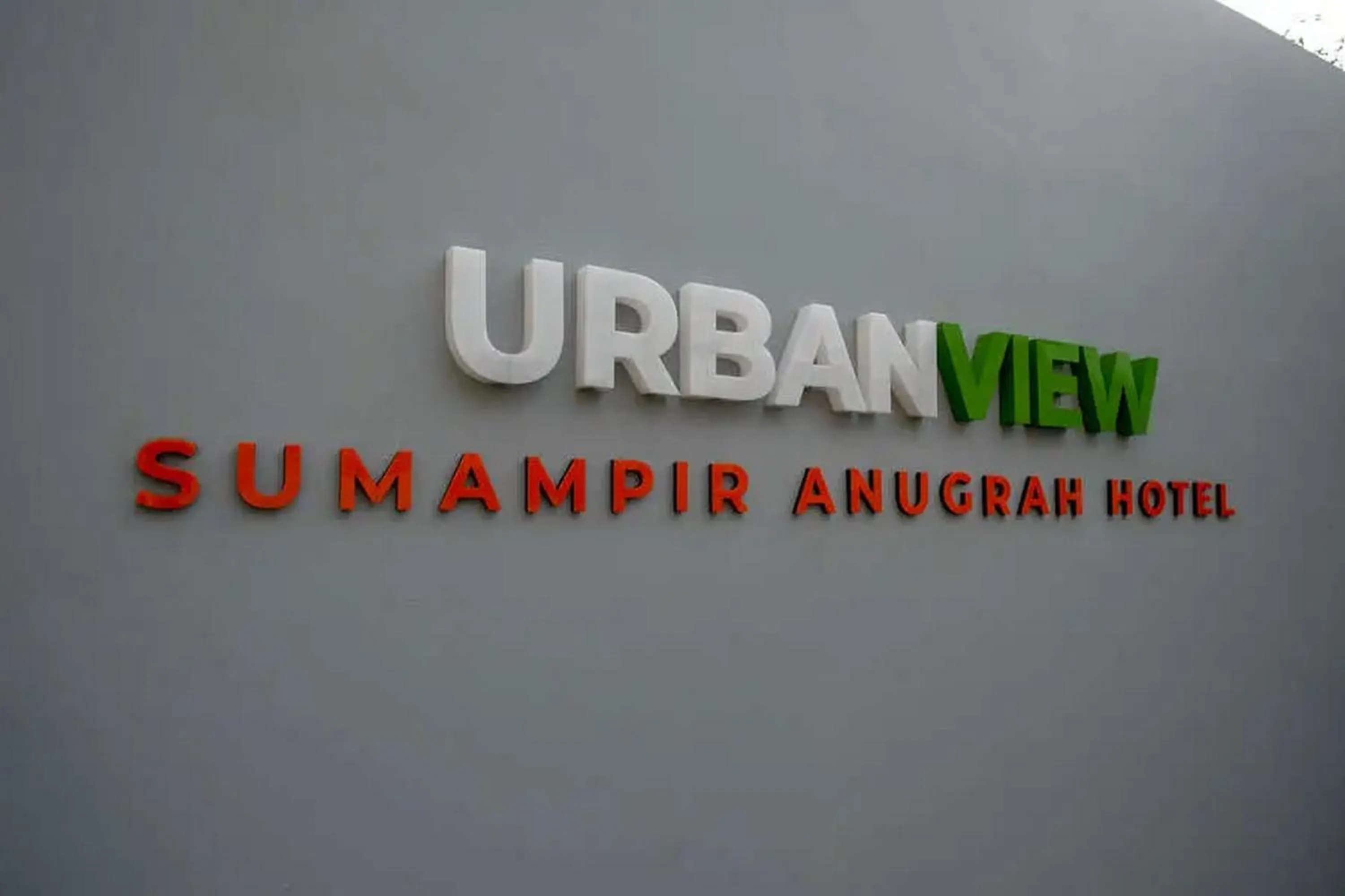 Property logo or sign in Urbanview Sumampir Anugrah Purwokerto by RedDoorz