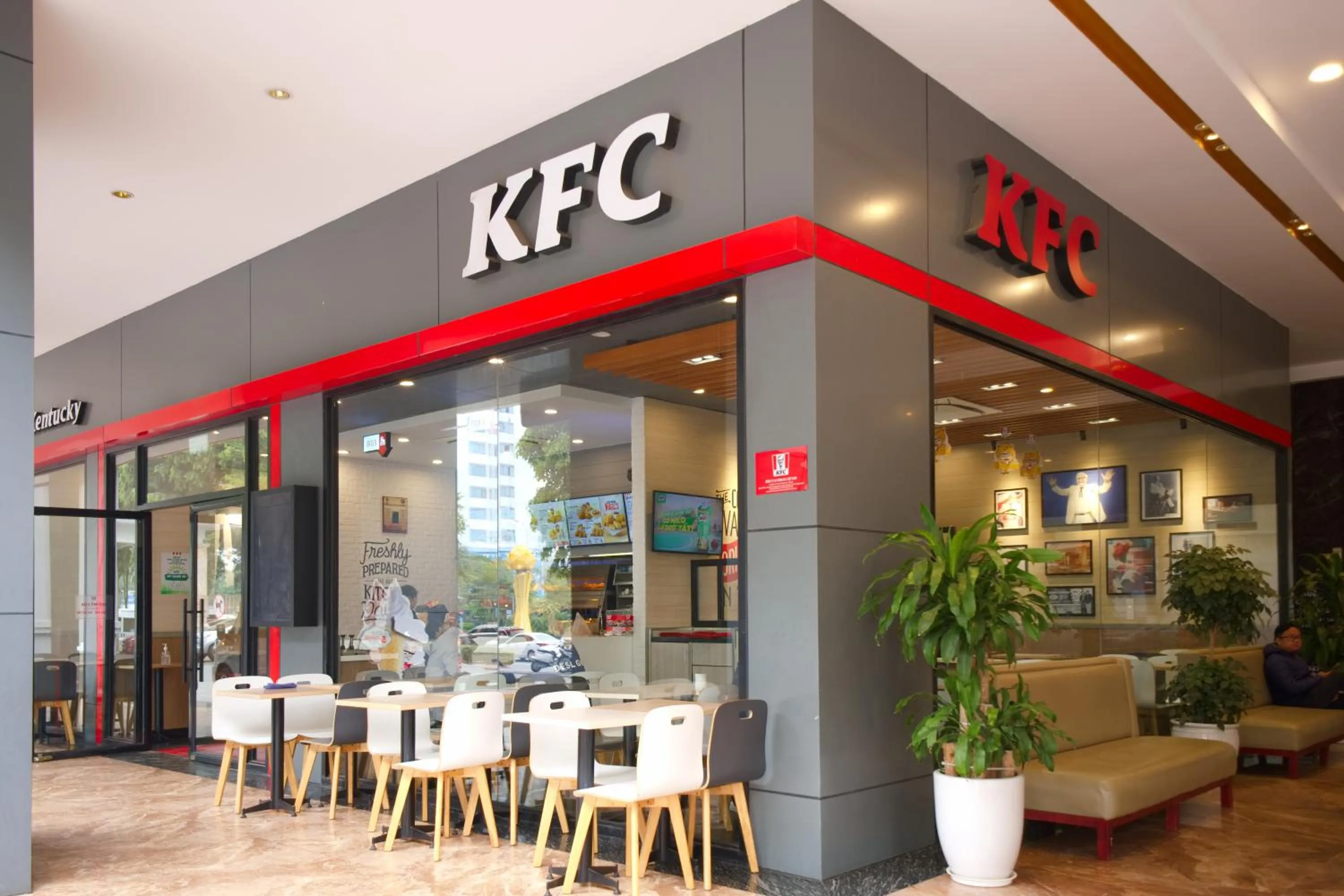 Restaurant/places to eat in Viet Long Complex Residence