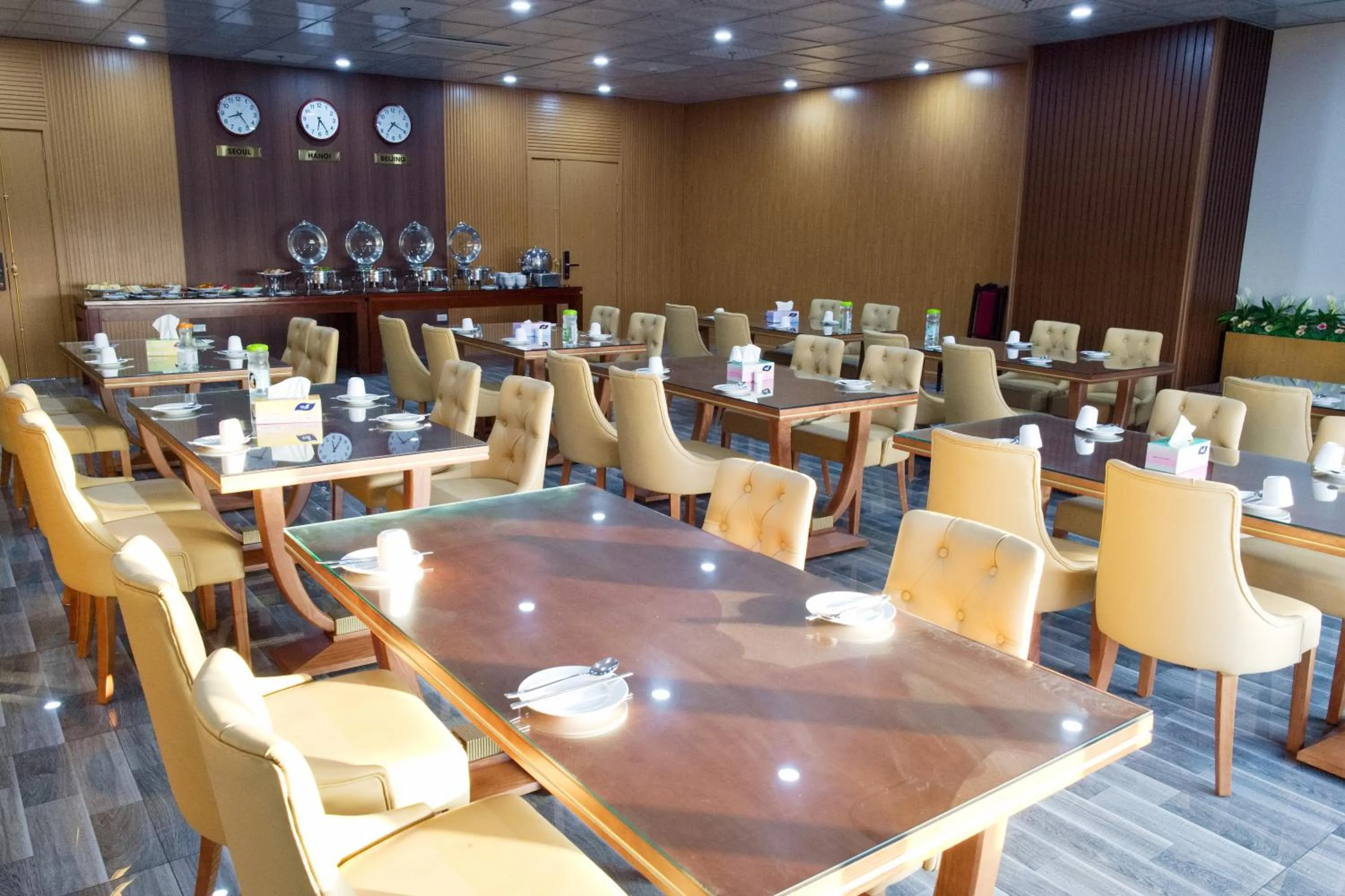 Restaurant/places to eat in Viet Long Complex Residence