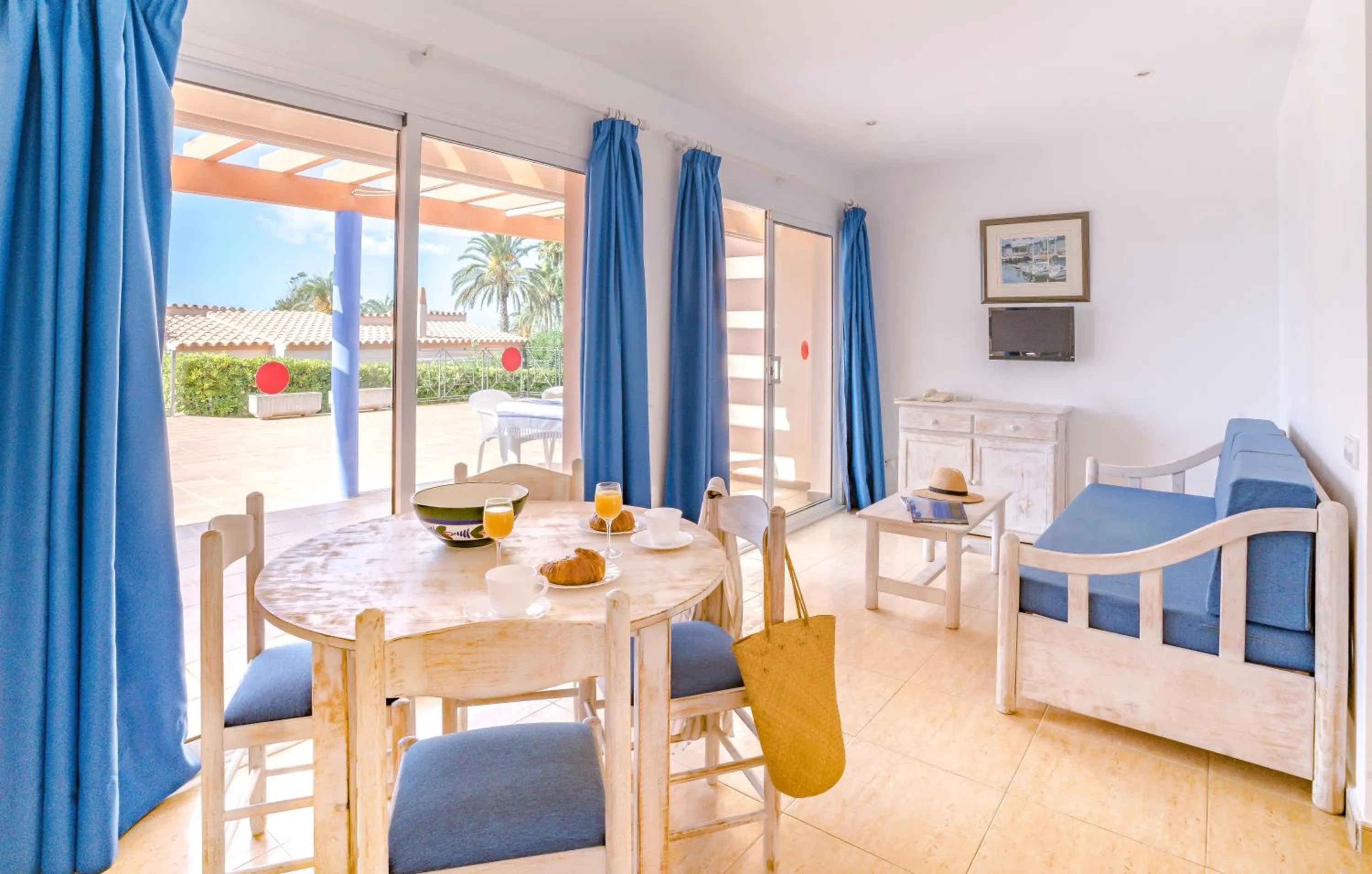 Bed in Apartamentos Mar Blau