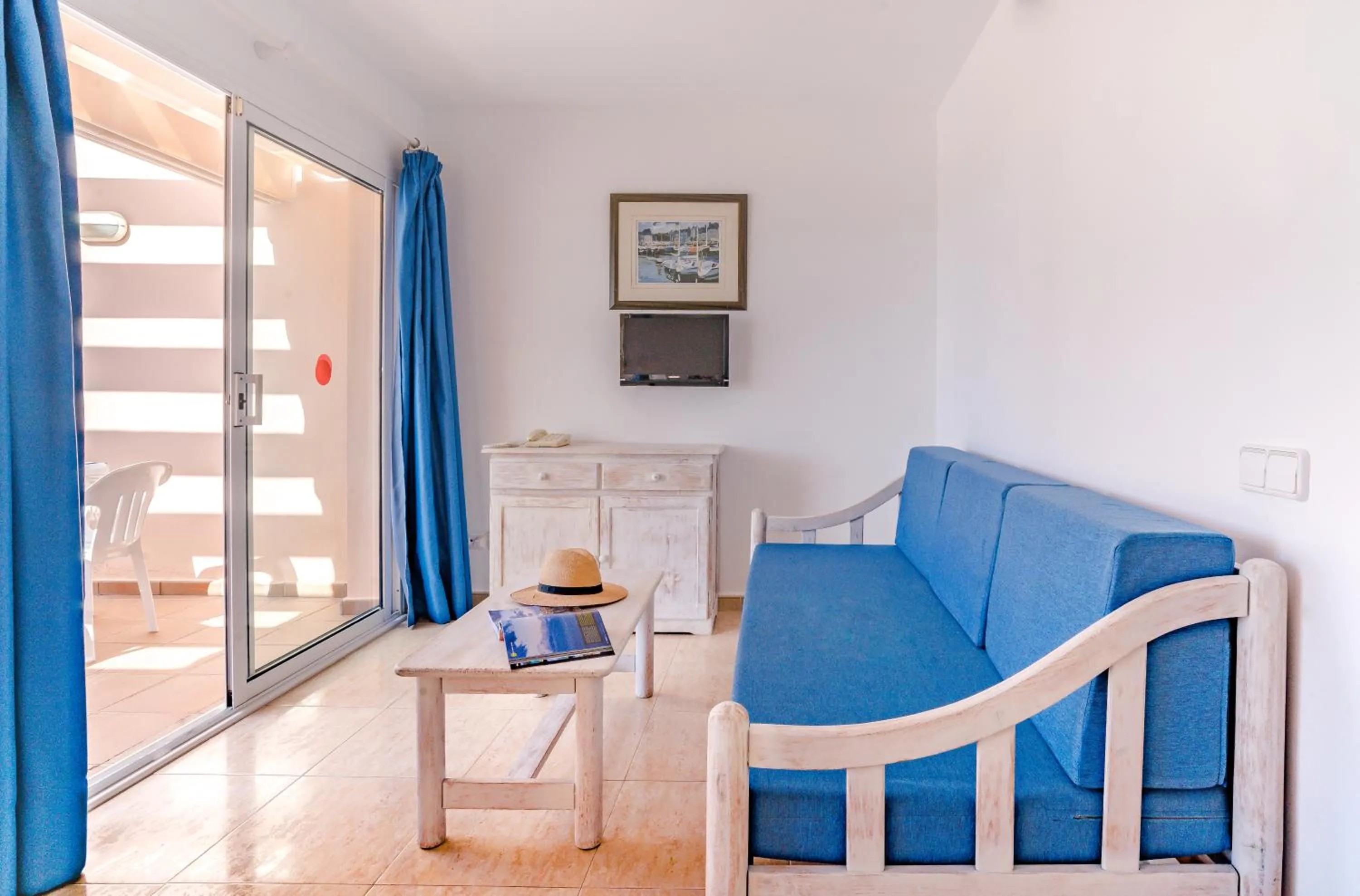 Apartamentos Mar Blau