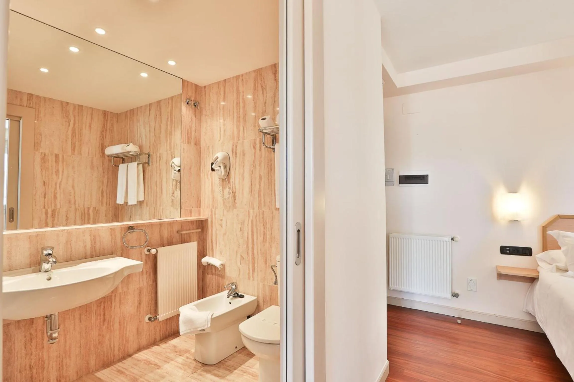 Bathroom in Apartamentos Mundaka