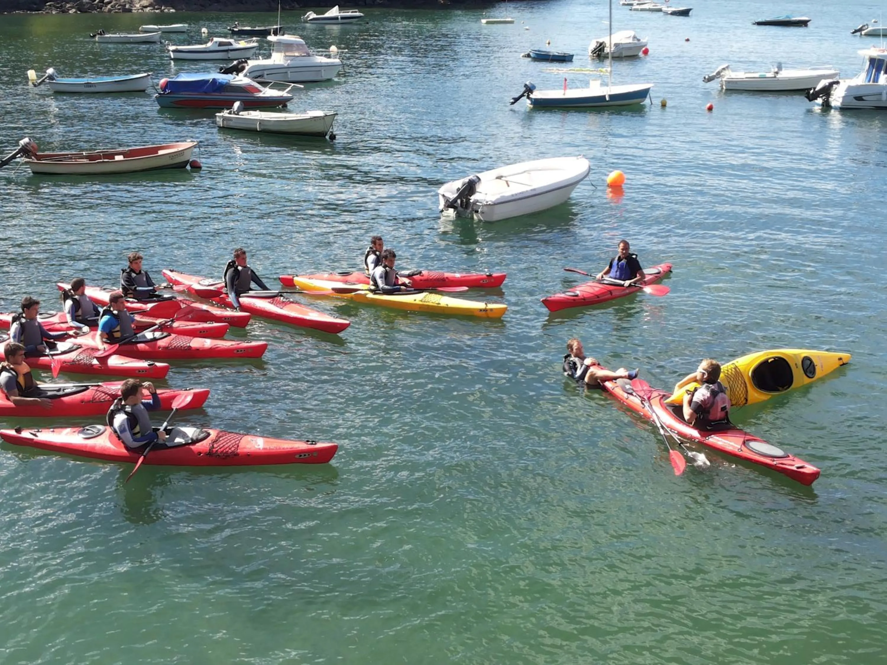 Canoeing in Apartamentos Mundaka