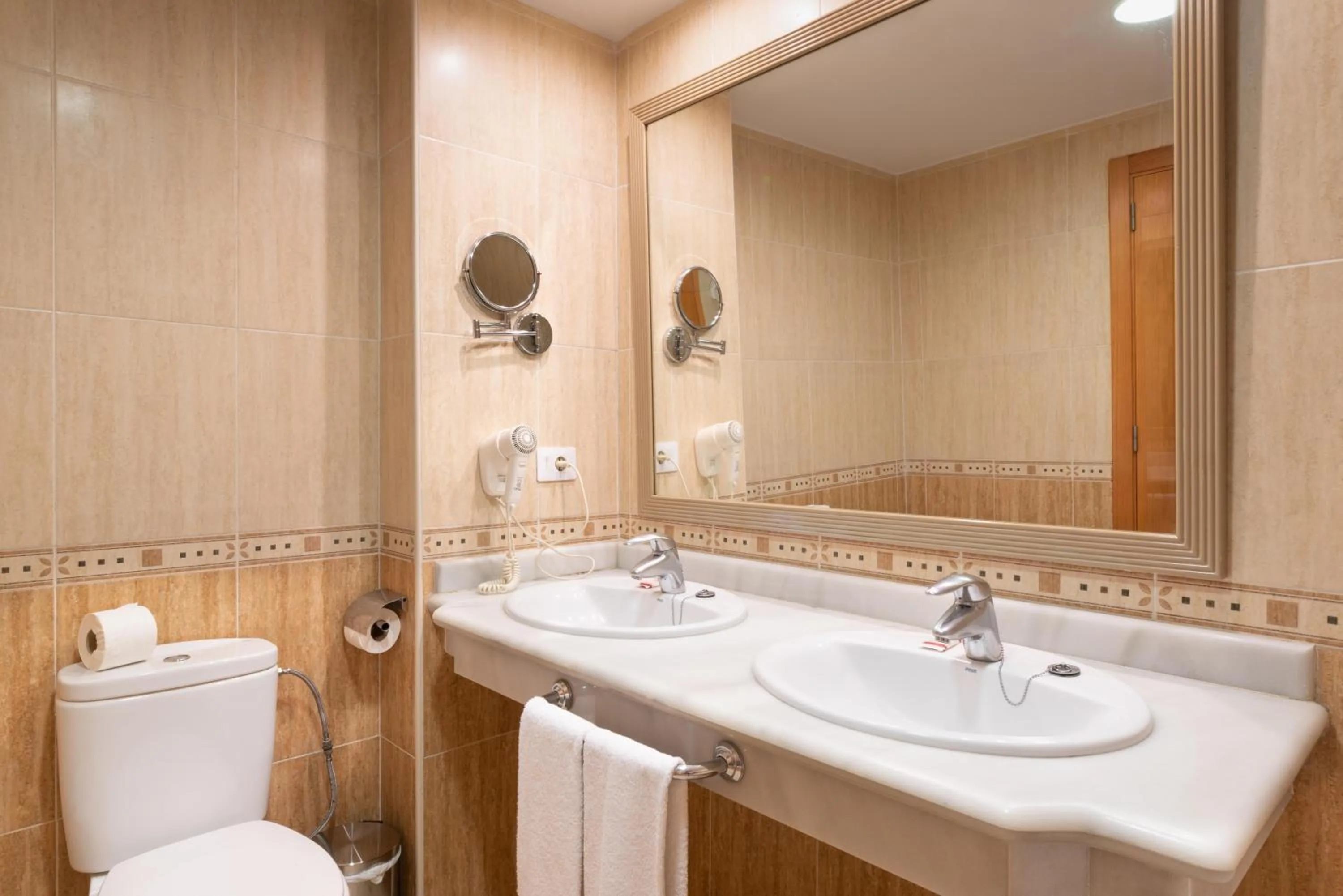 Toilet in GF Fañabe