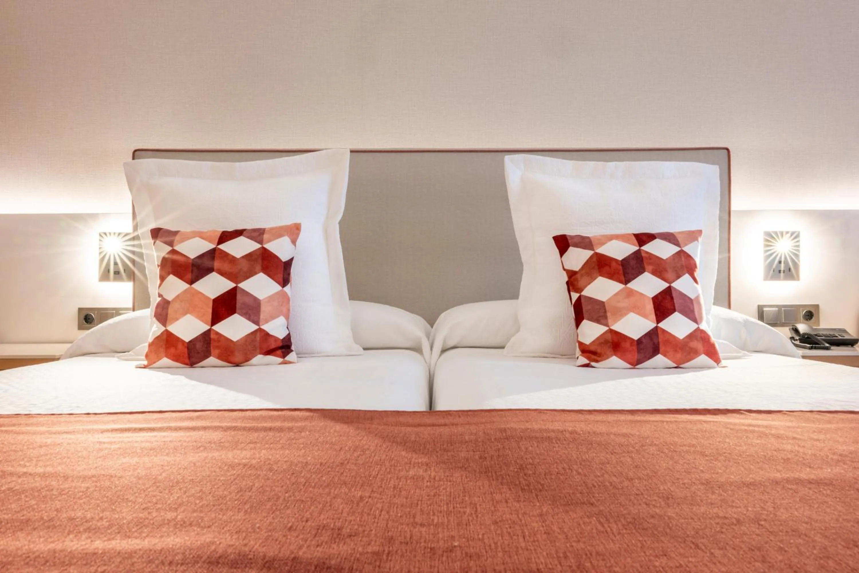 Photo of the whole room, Bed in GF GRAN COSTA ADEJE*****