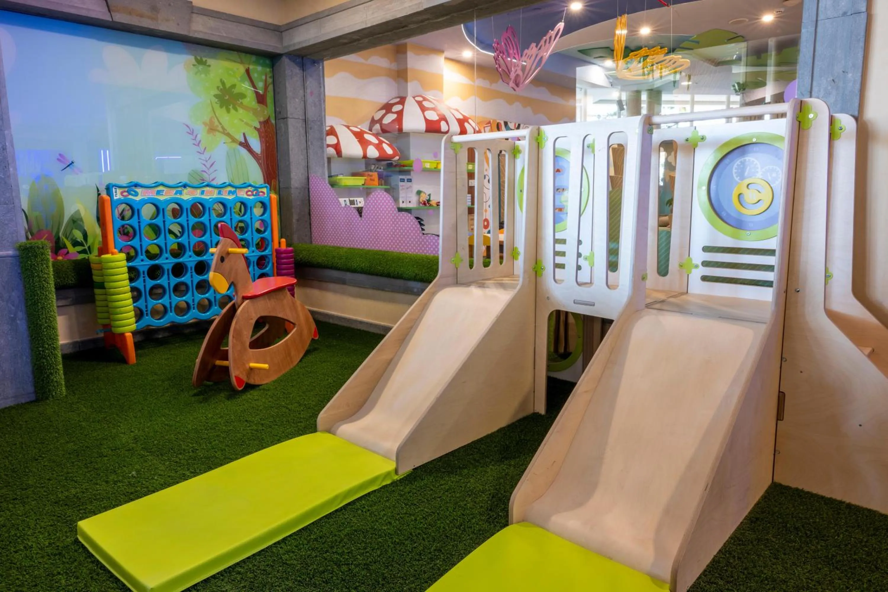 children in GF GRAN COSTA ADEJE*****