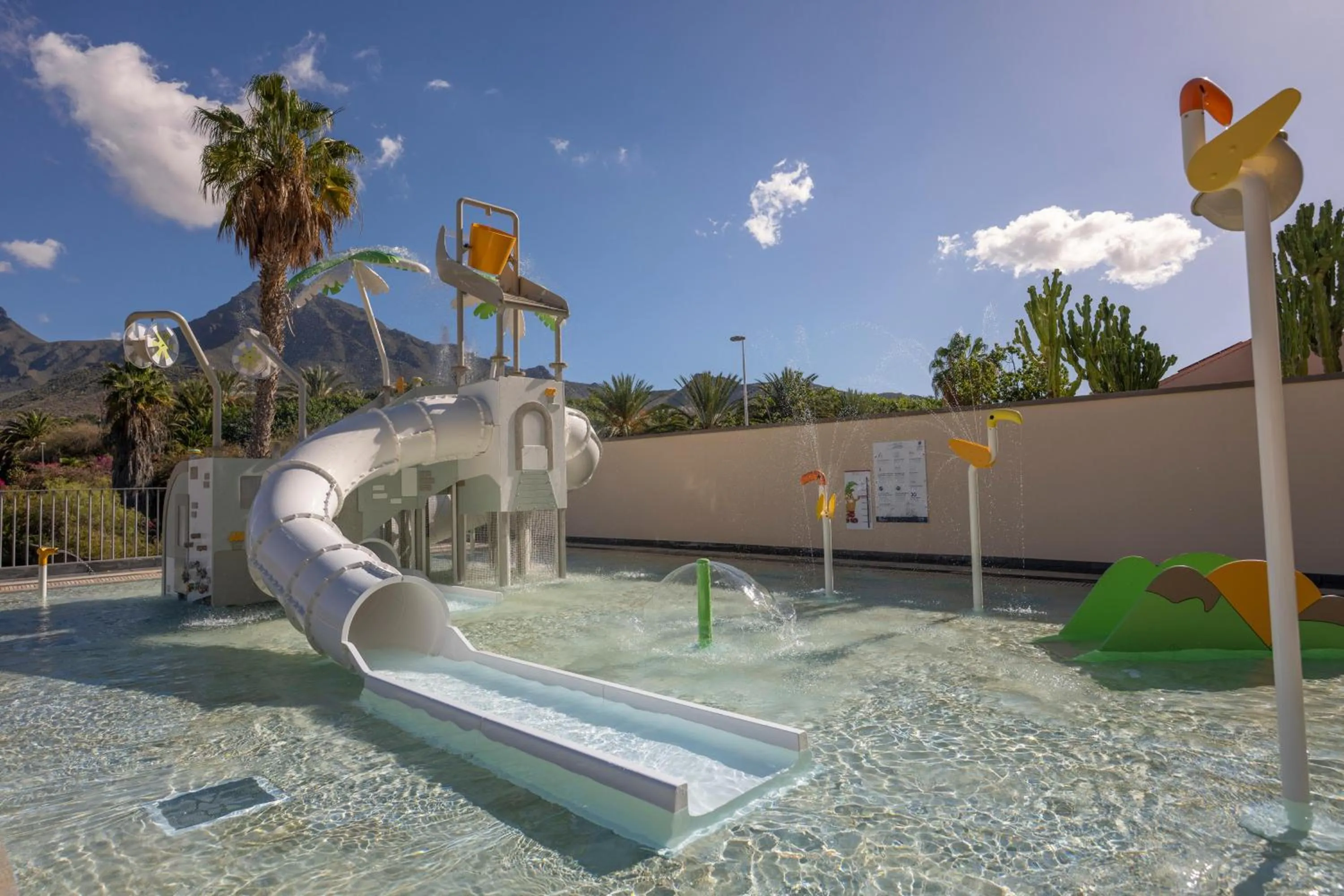 Swimming pool in GF GRAN COSTA ADEJE*****