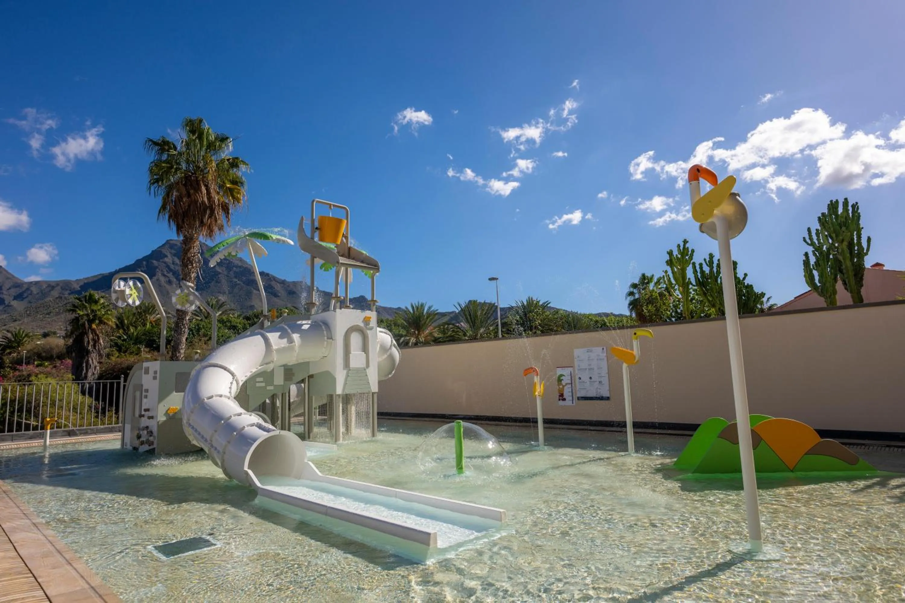 Swimming pool in GF GRAN COSTA ADEJE*****