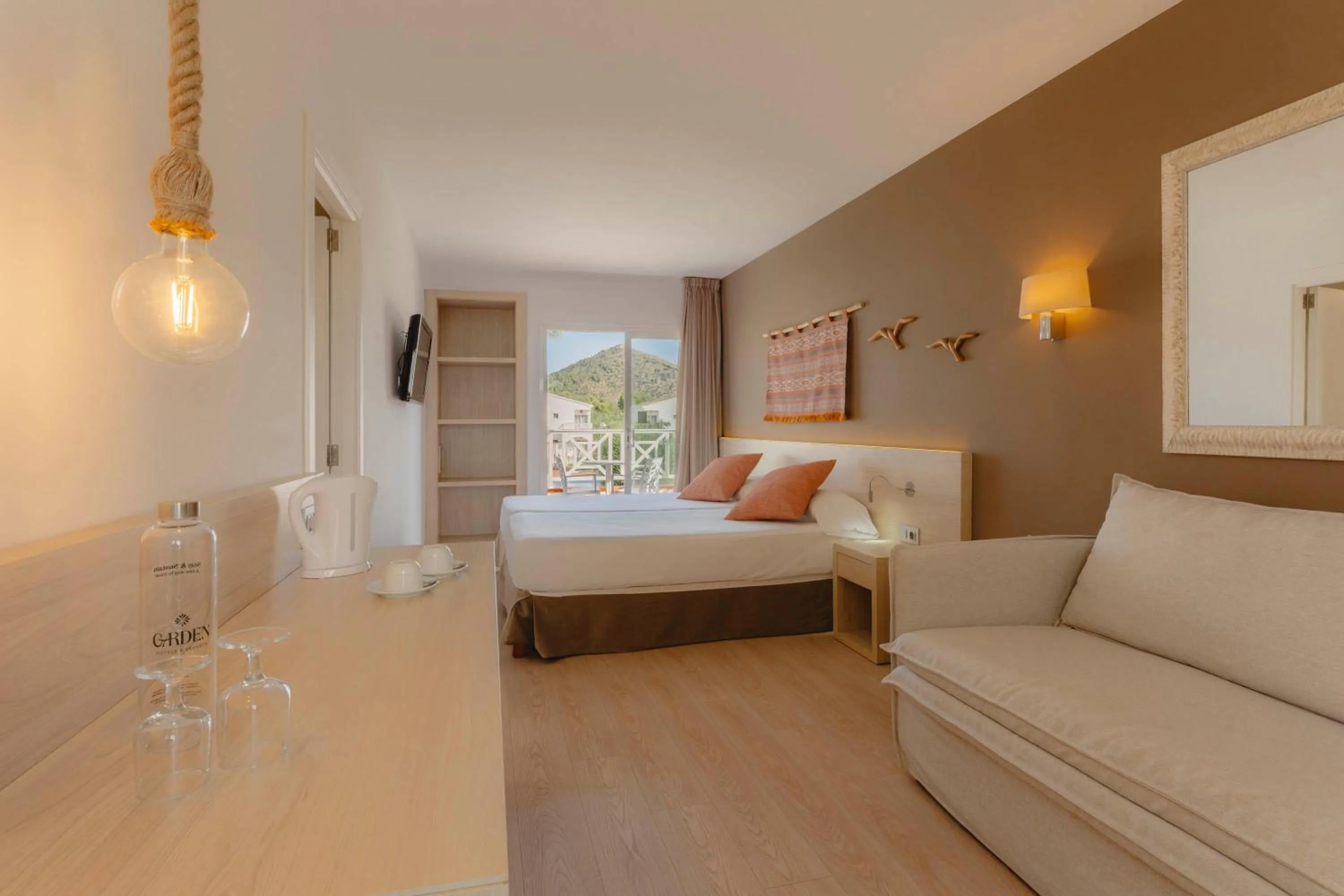 Photo of the whole room, Bed in Garden Saladina - Adults Only