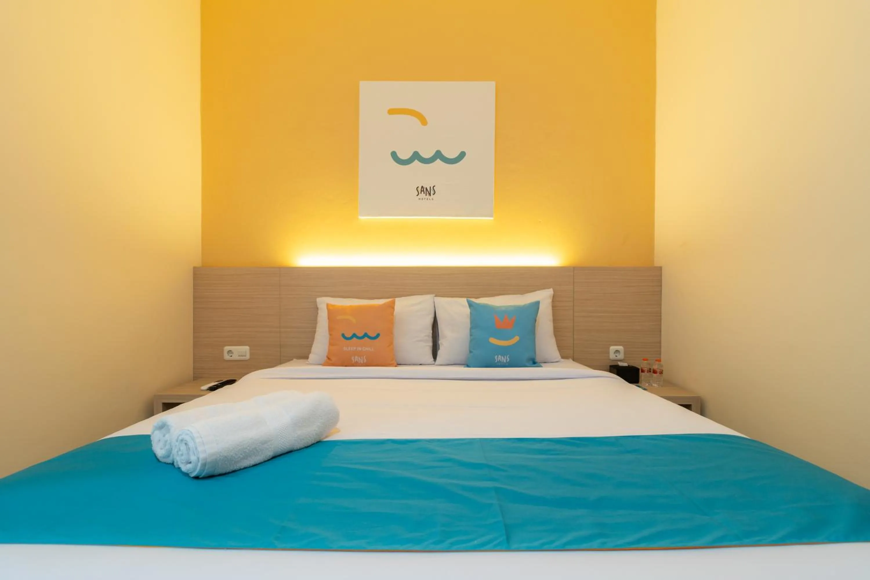 Bedroom, Bed in Sans Hotel Bubulak Bogor