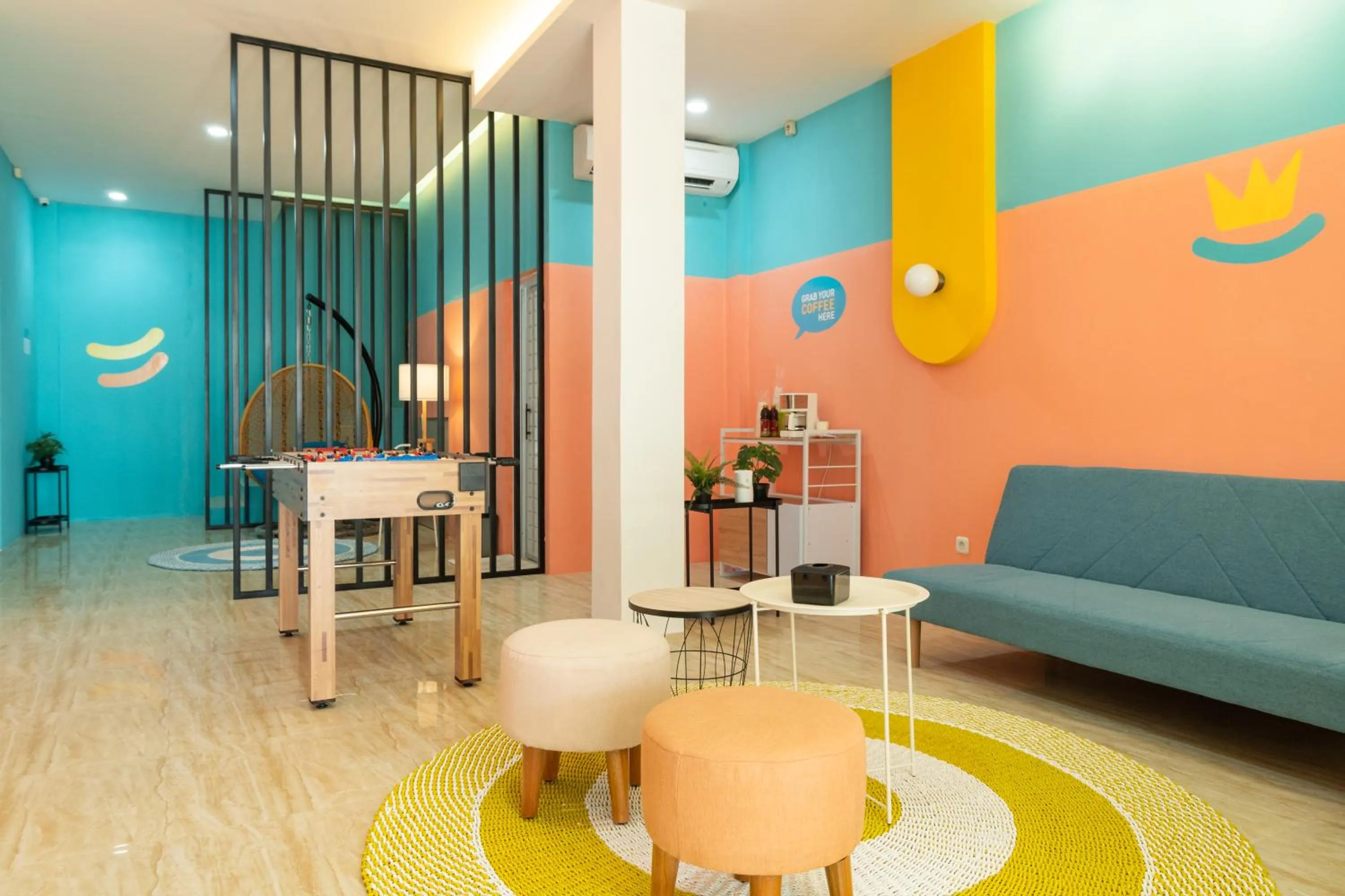 Seating area in Sans Hotel Bubulak Bogor