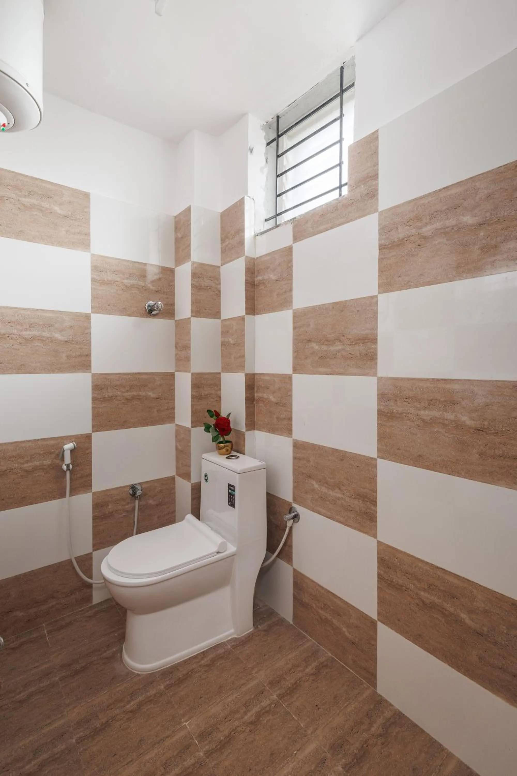 Toilet in Sunrise Service Apartments