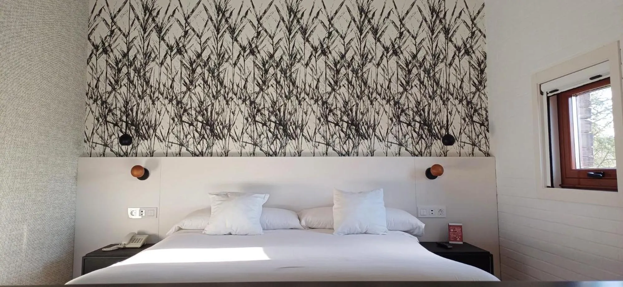 Photo of the whole room, Bed in Ruta Jacobea