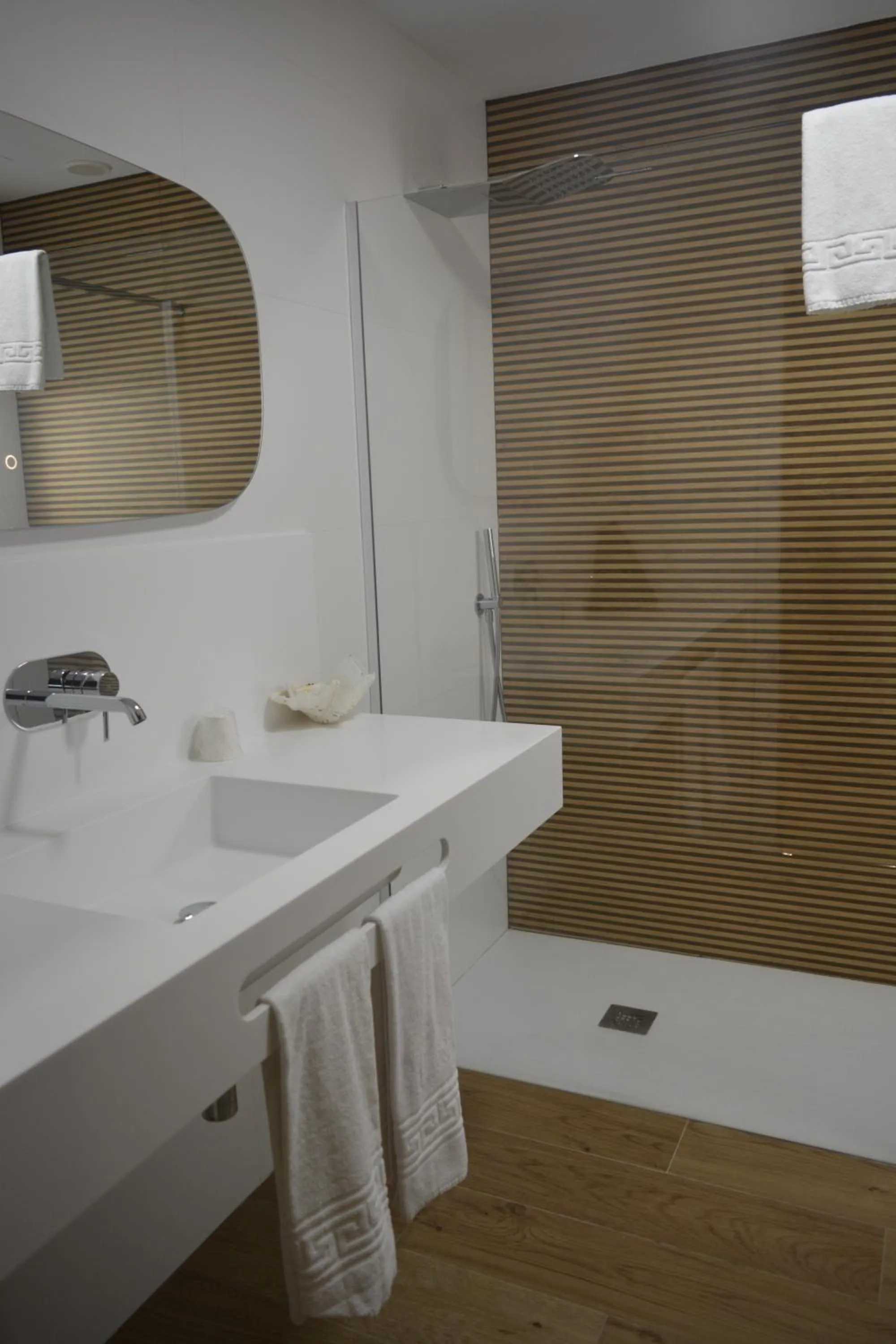 Shower in Ruta Jacobea