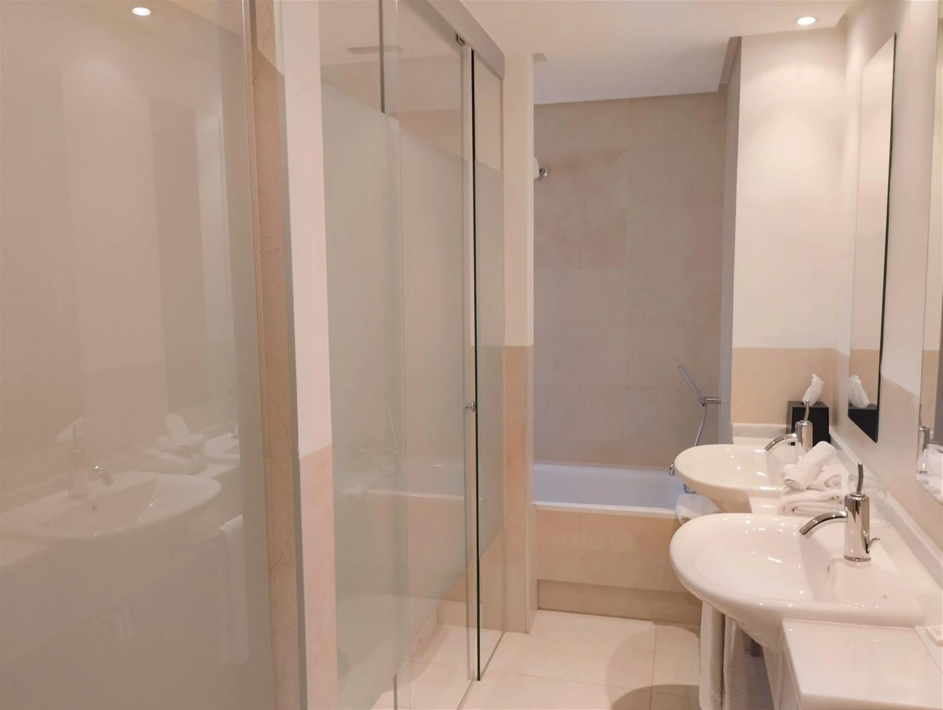 Bathroom in Ona Hacienda del Álamo Golf Resort