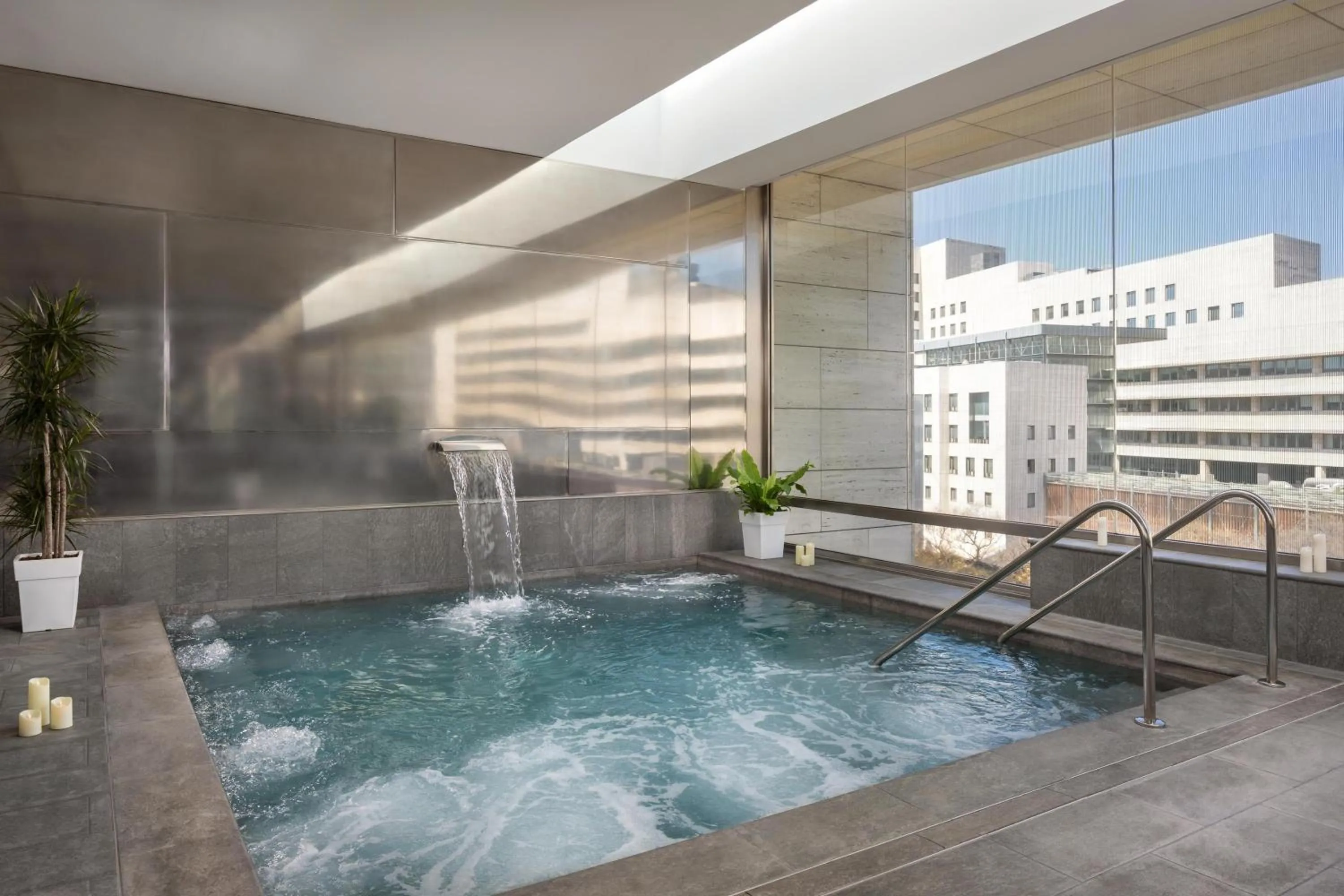 Spa and wellness centre/facilities in NH Collection Barcelona Constanza