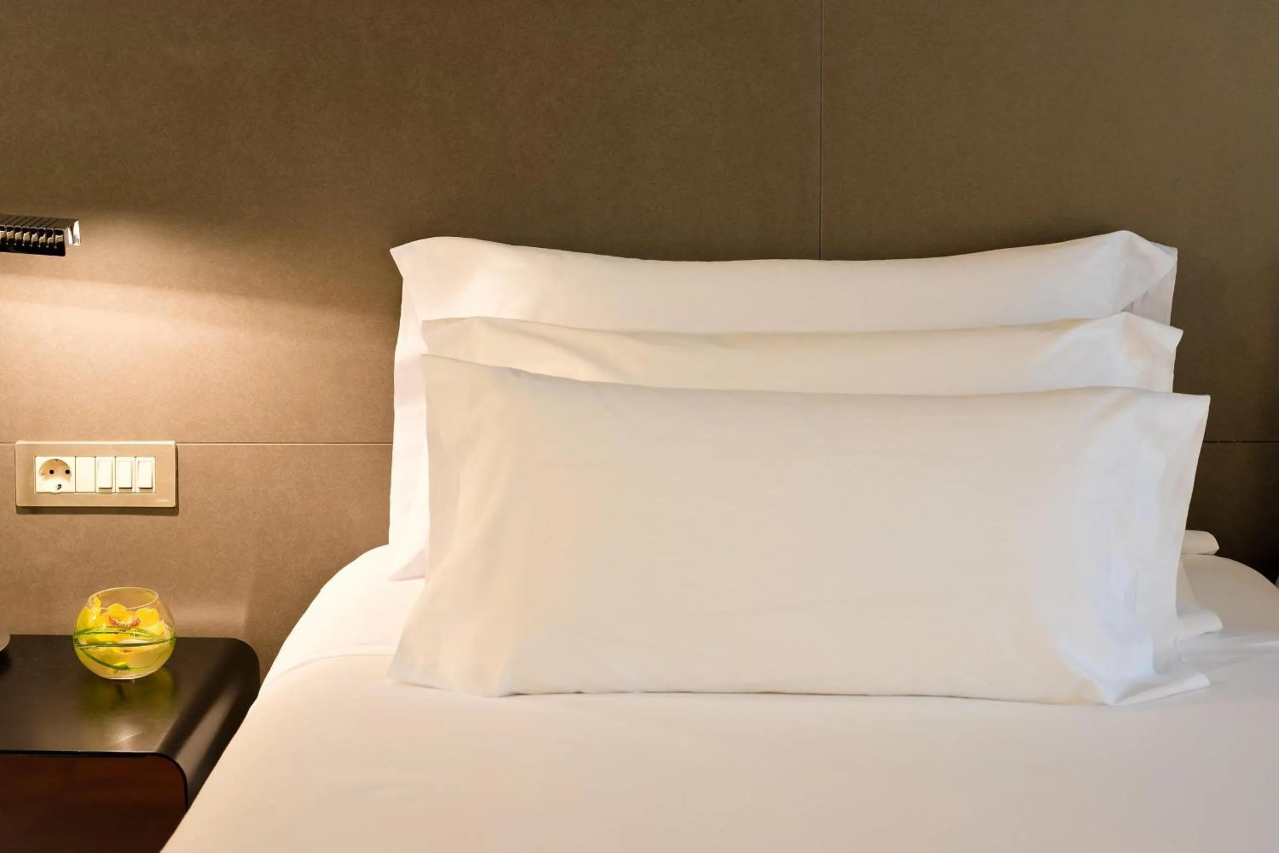 Bedroom, Bed in NH Collection Barcelona Constanza