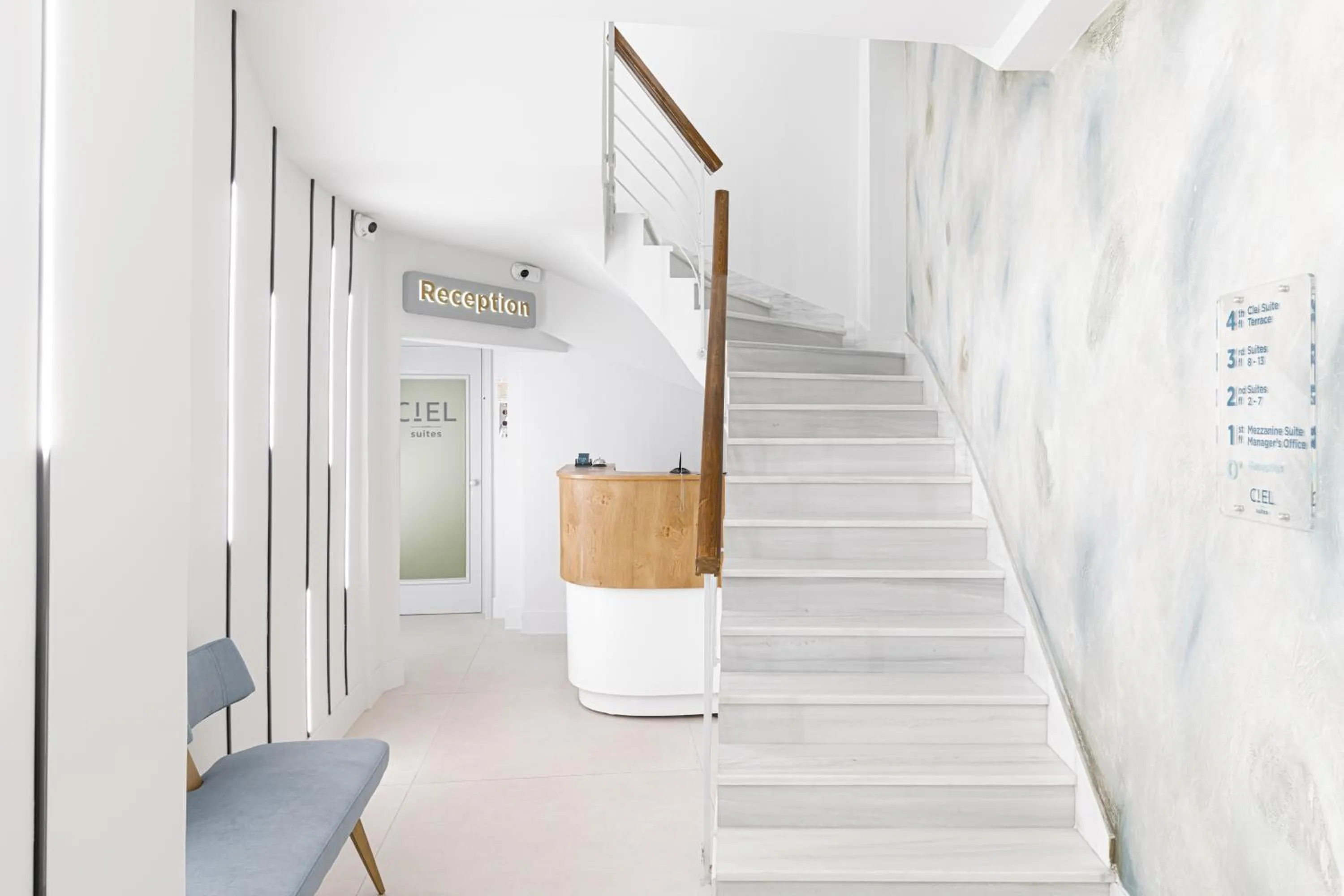 Lobby or reception in Ciel Suites Athens