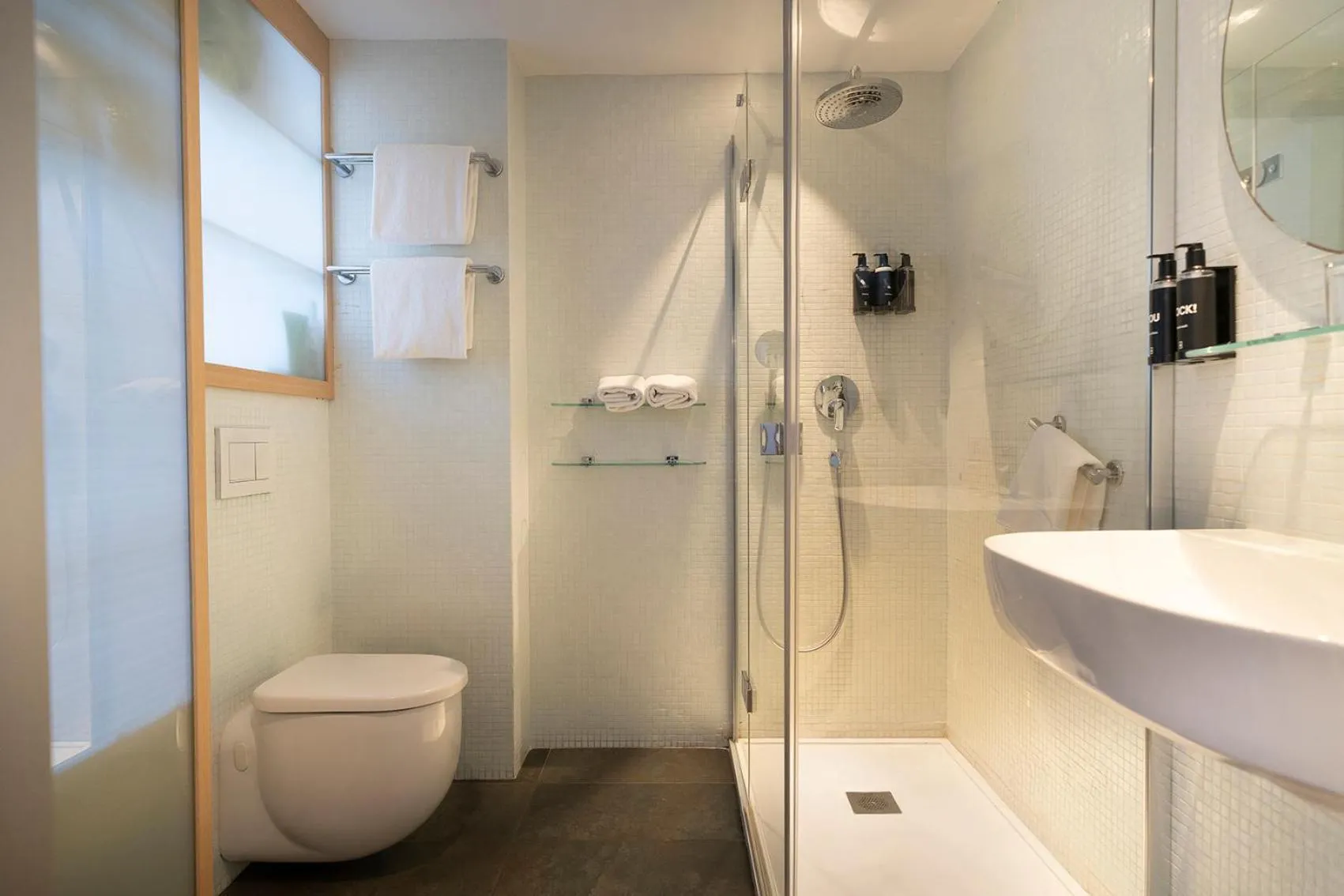 Bathroom in Ocean Drive Ibiza