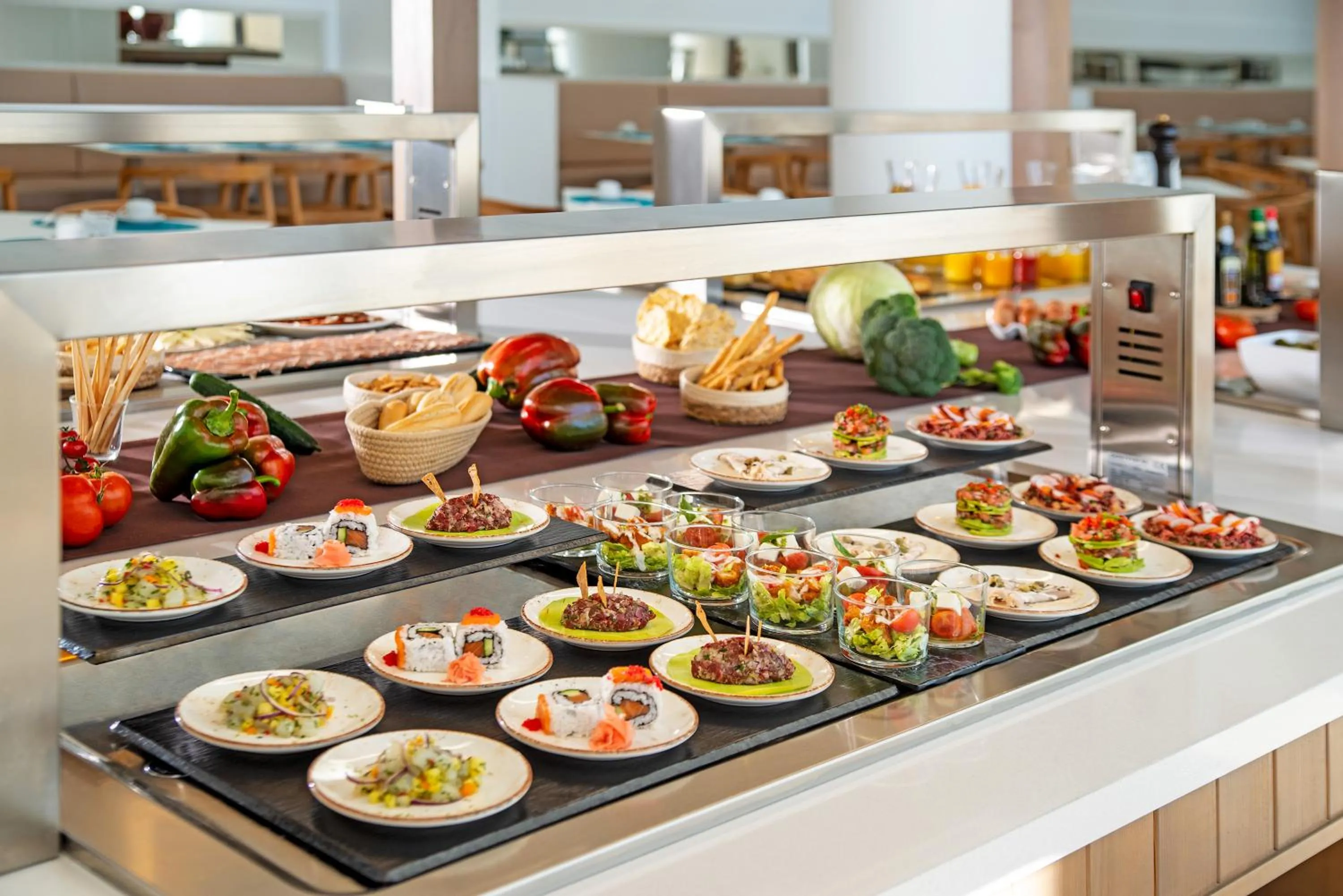 Restaurant/places to eat in Cabogata Beach Hotel