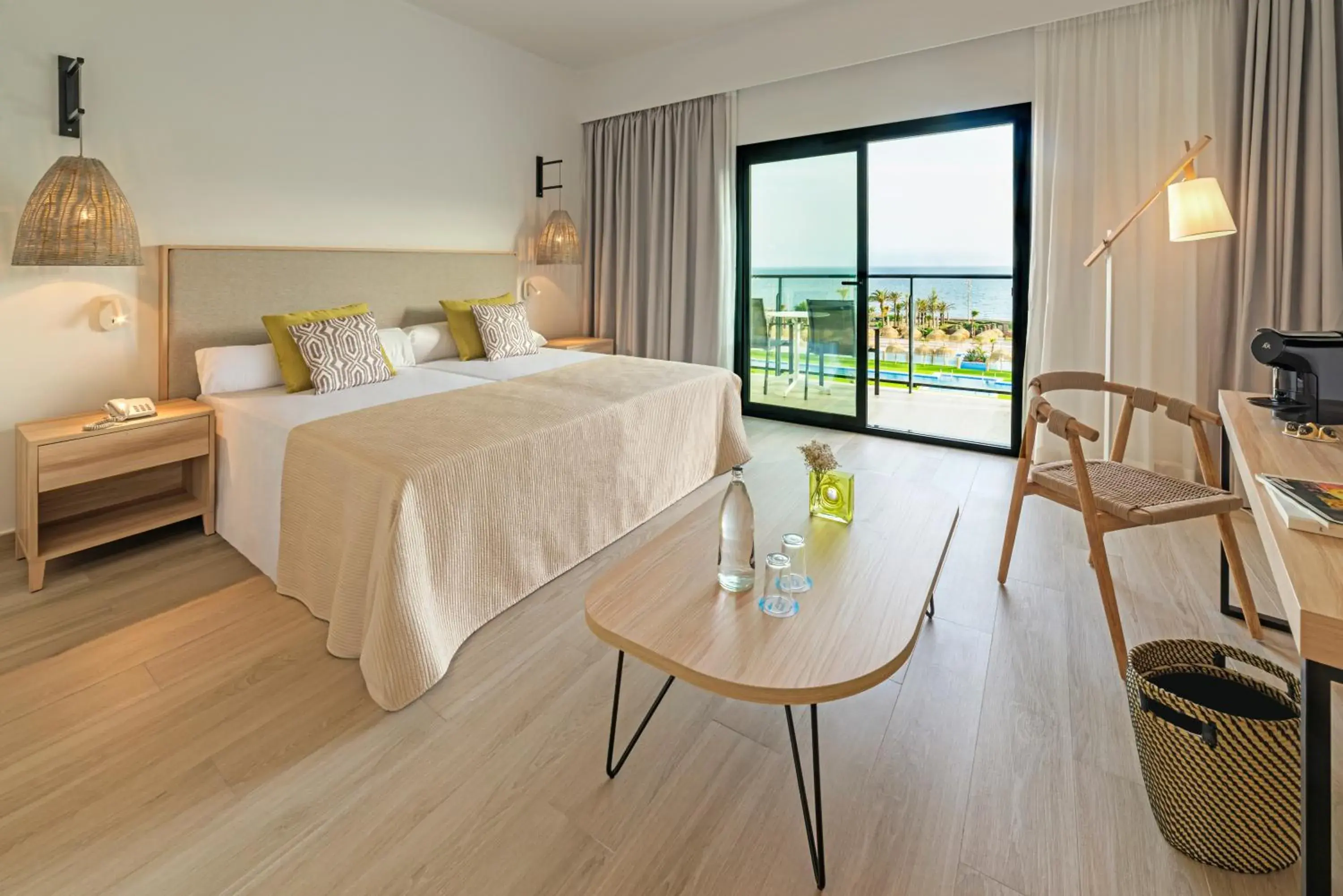 Exclusive Room with Sea View in Cabogata Beach Hotel Exclusive Room with Sea View in Cabogata Beach Hotel