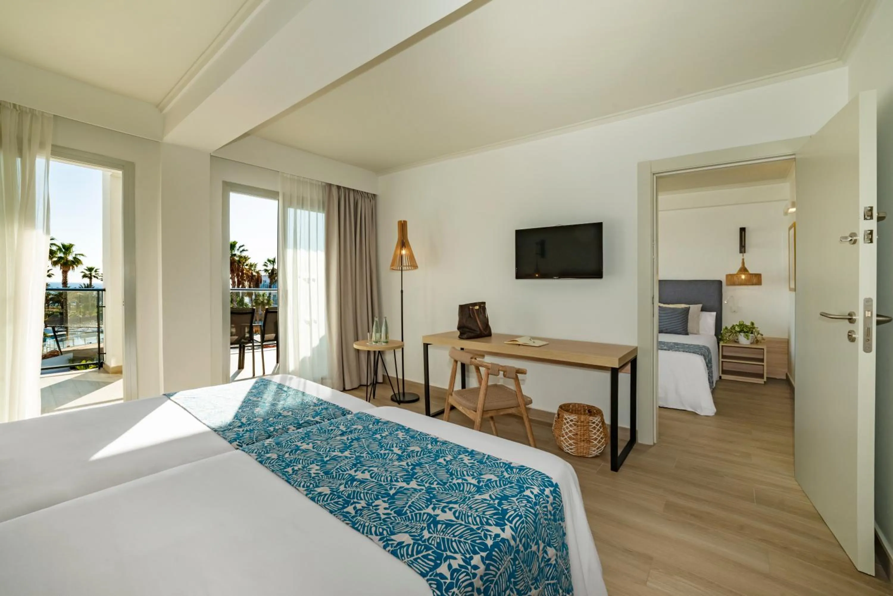 Photo of the whole room, Bed in Hotel Cabogata Jardín