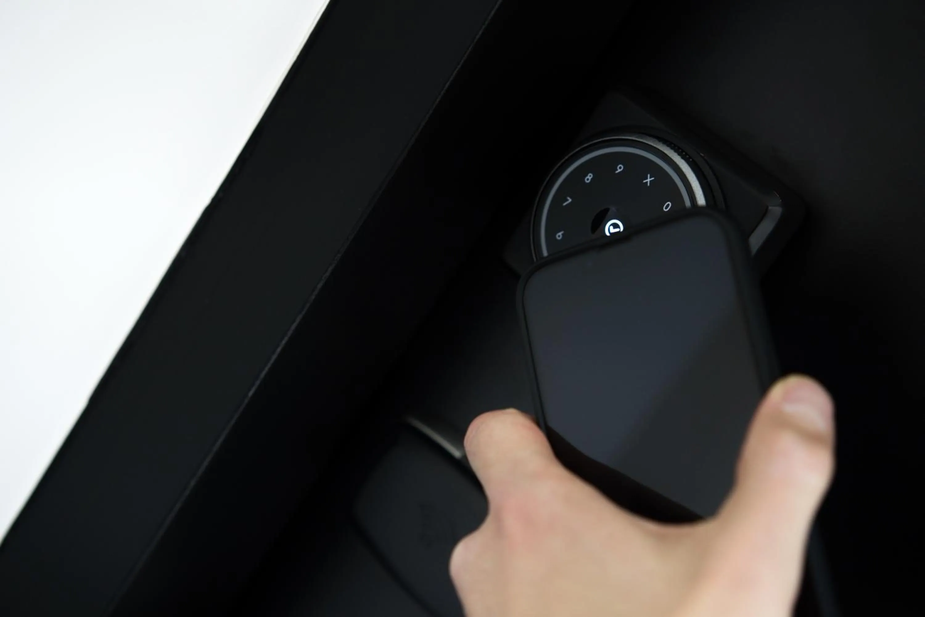 microwave in Beau M Paris