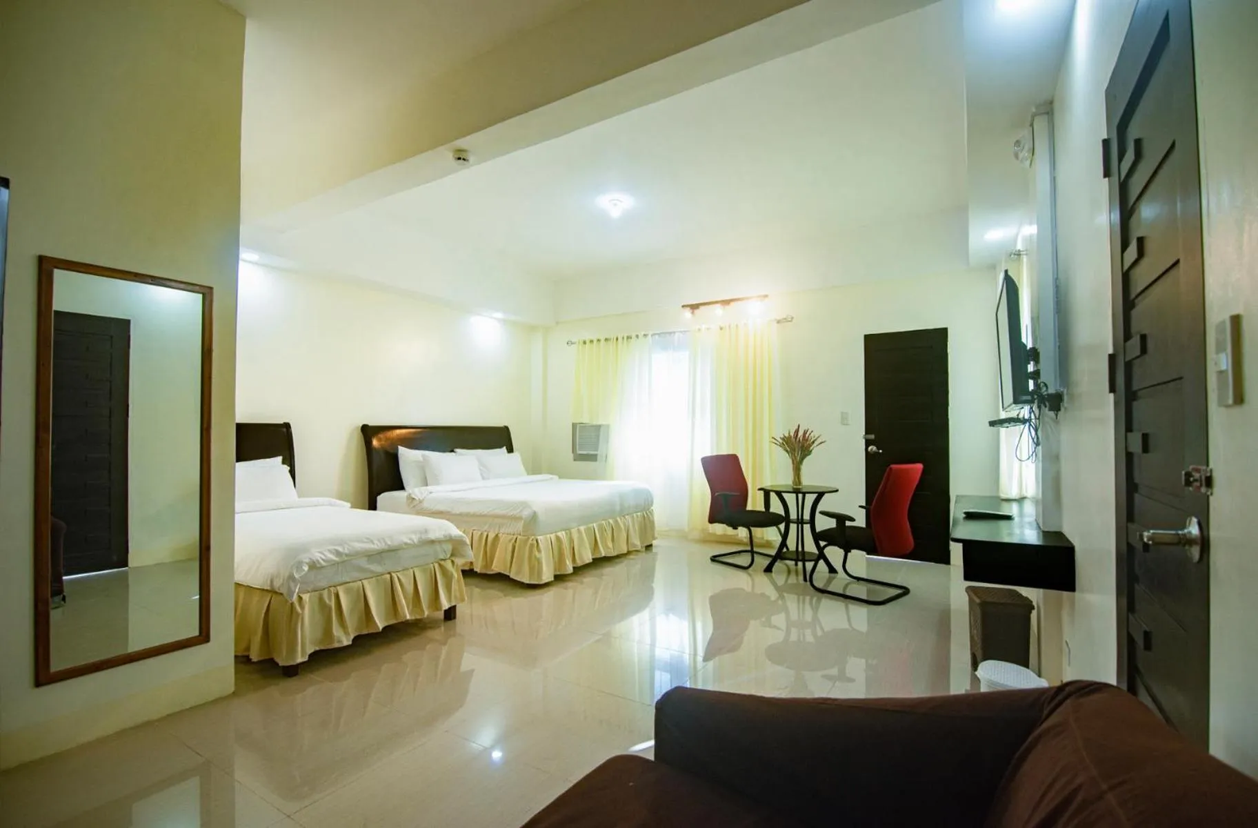 Bedroom, Bed in Boulder-Bay Residences