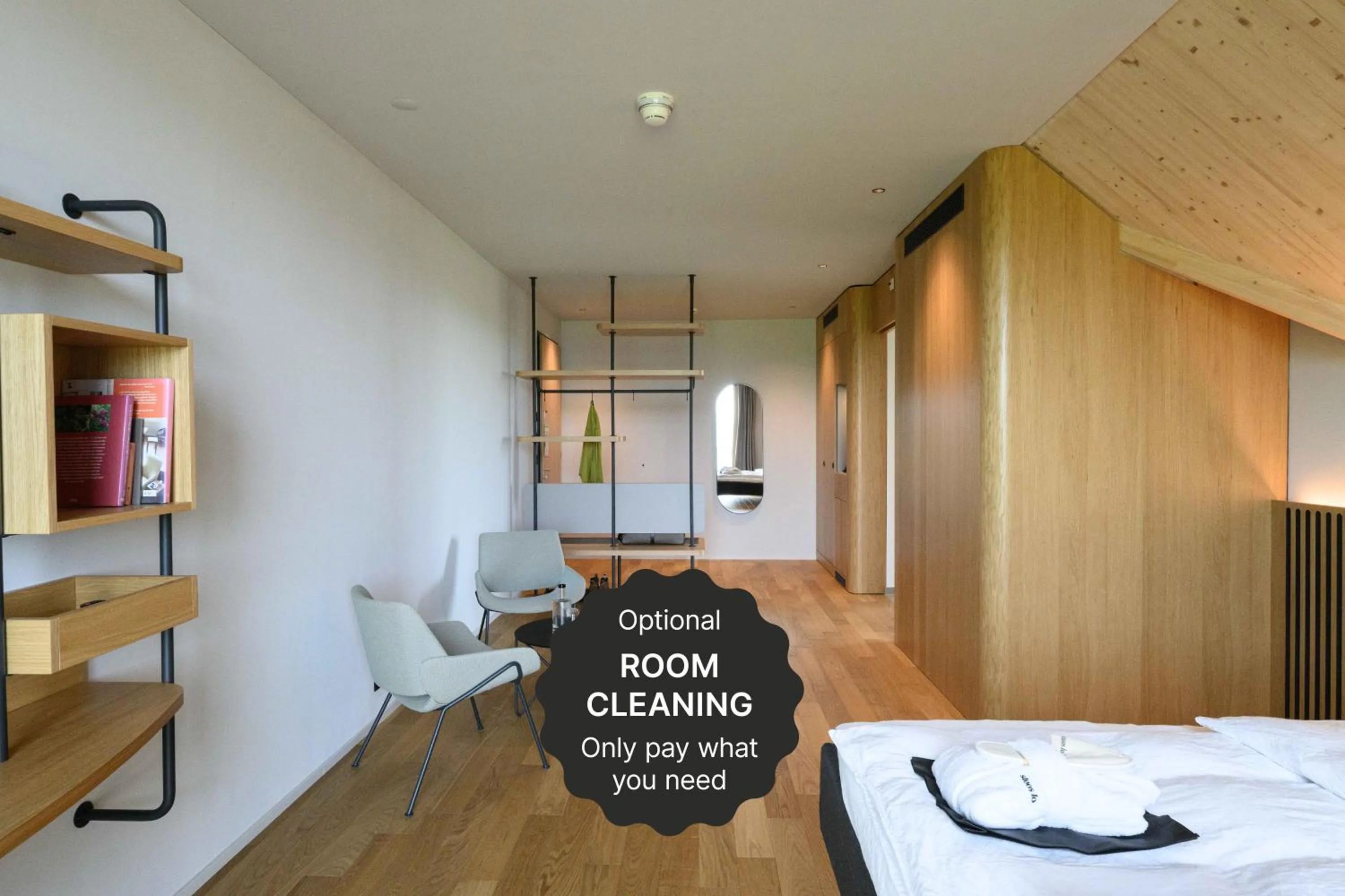 room service, Bed in Stoos Lodge