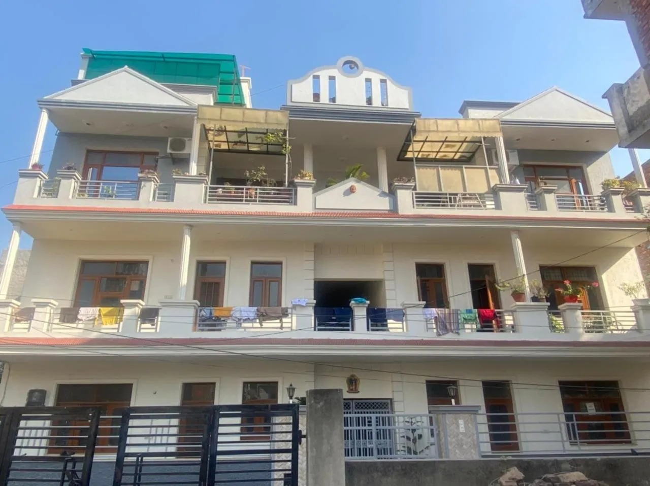 Property building in Negi Lodge Chandigarh