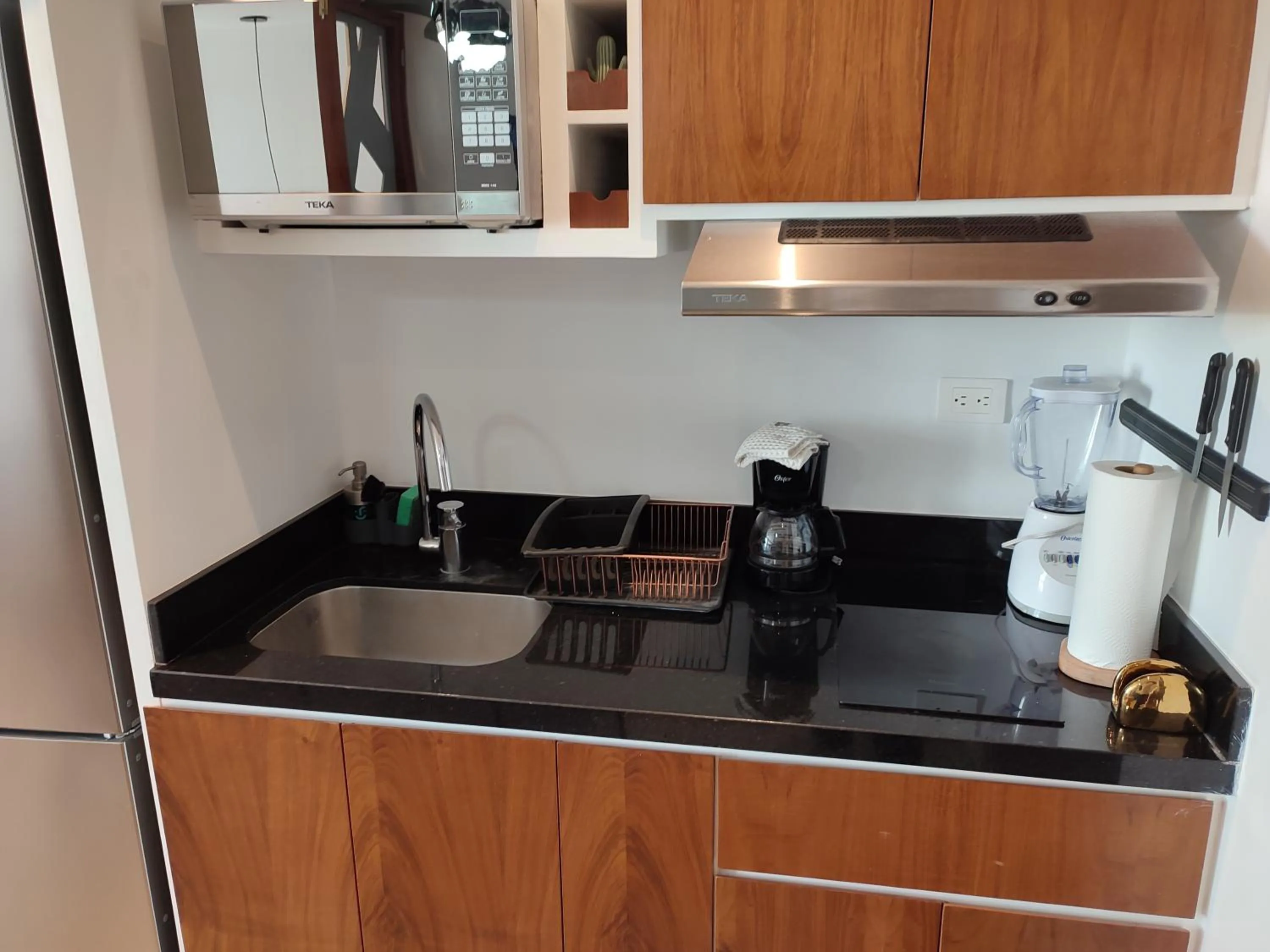 Coffee/tea facilities in Emiliano 42 Condos Boutique