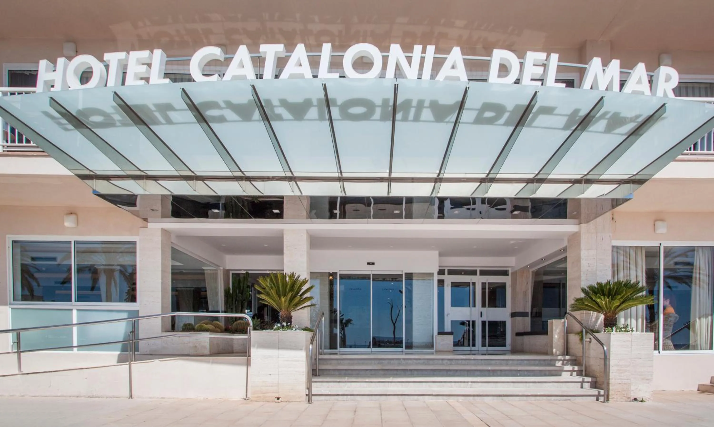 Property building in Catalonia del Mar - Adults Only