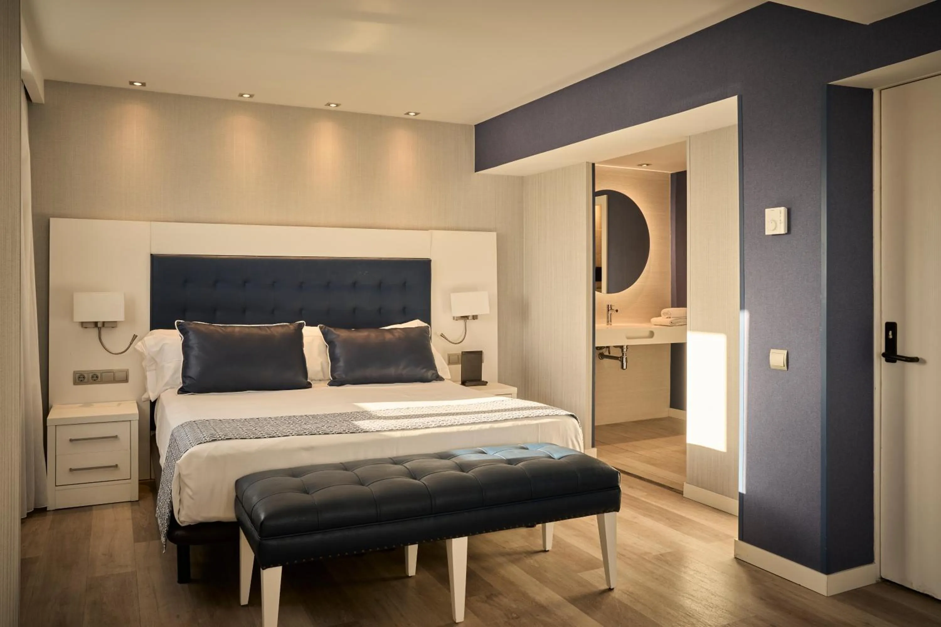 Bed in Catalonia del Mar - Adults Only