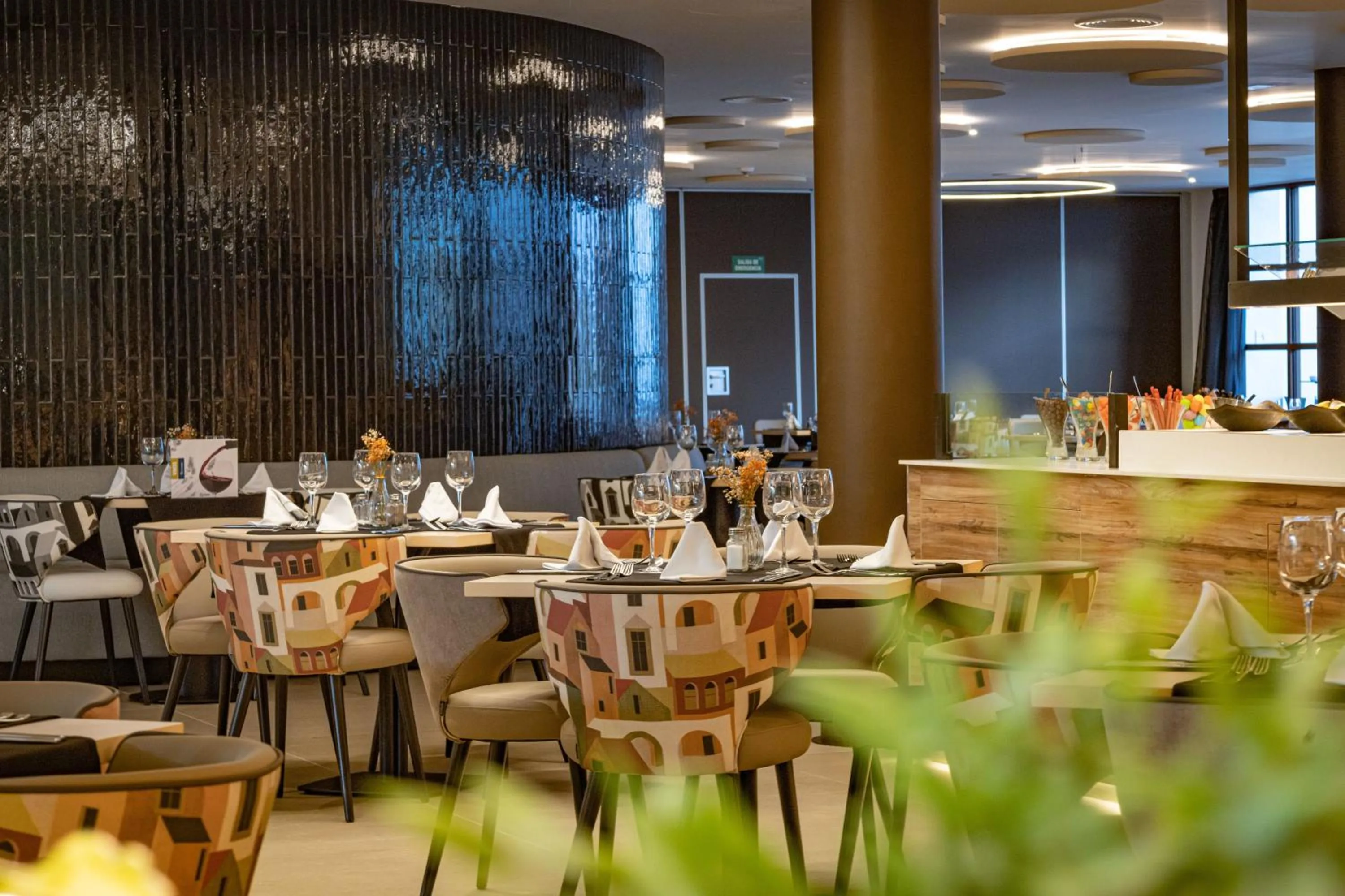 Restaurant/places to eat in Seth Port Ciutadella