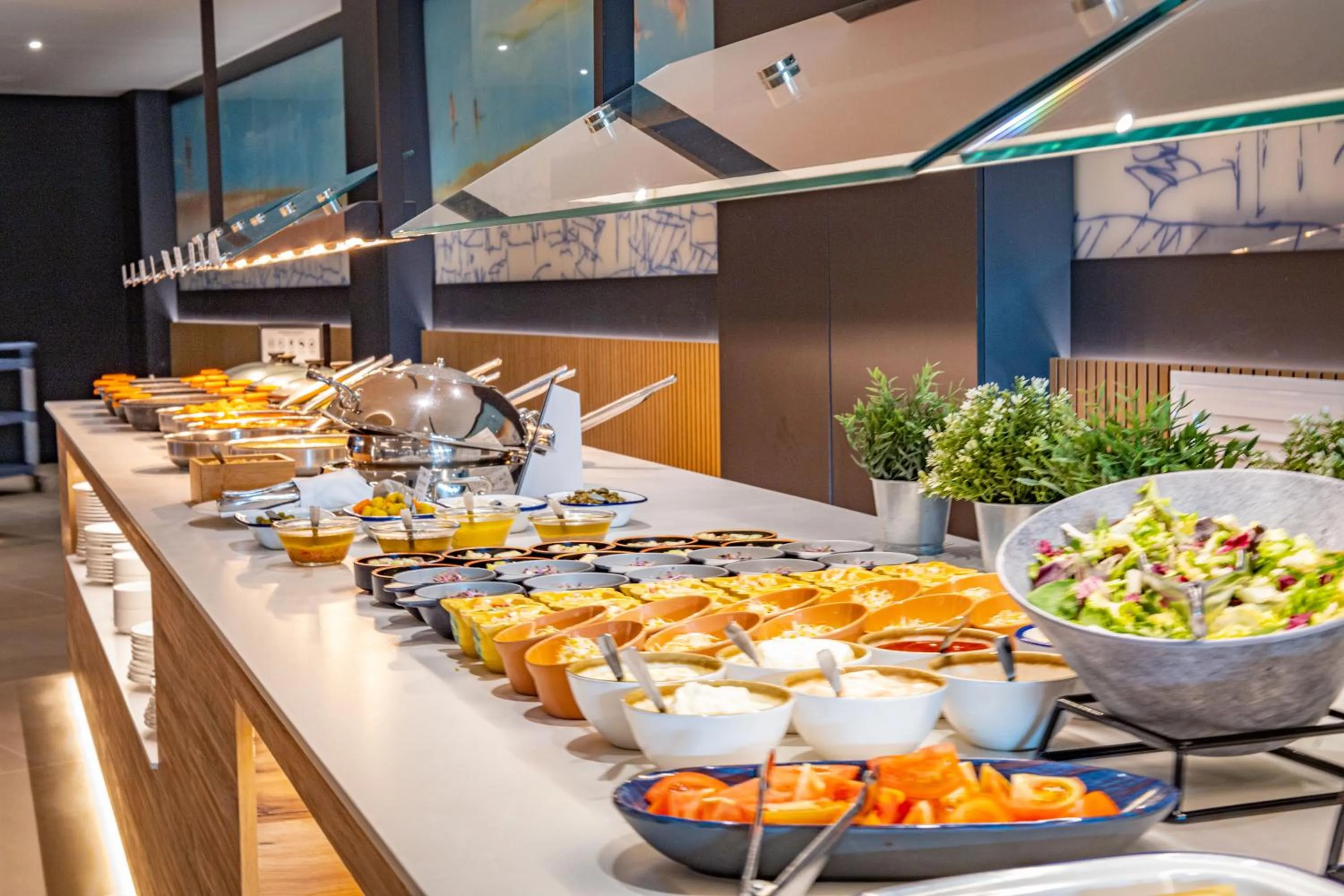 Restaurant/places to eat in Seth Port Ciutadella