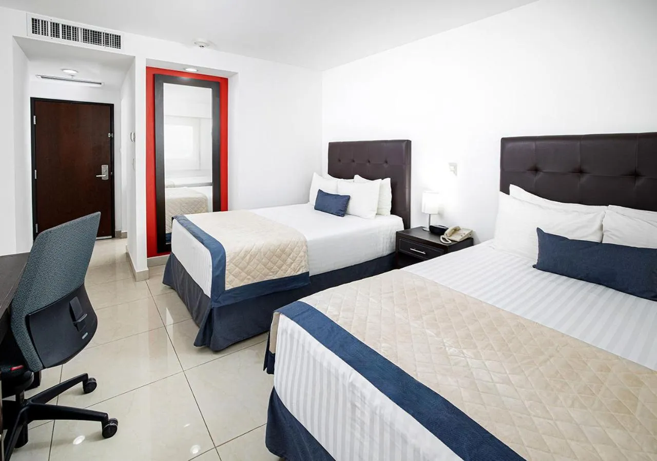 Bedroom, Bed in Hotel México Plaza Celaya