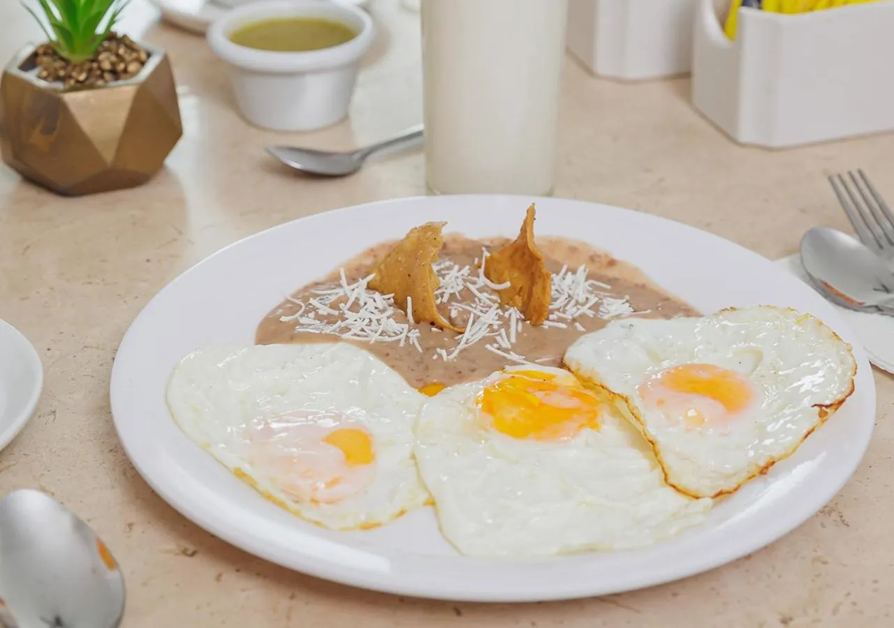 Breakfast in Hotel México Plaza Celaya