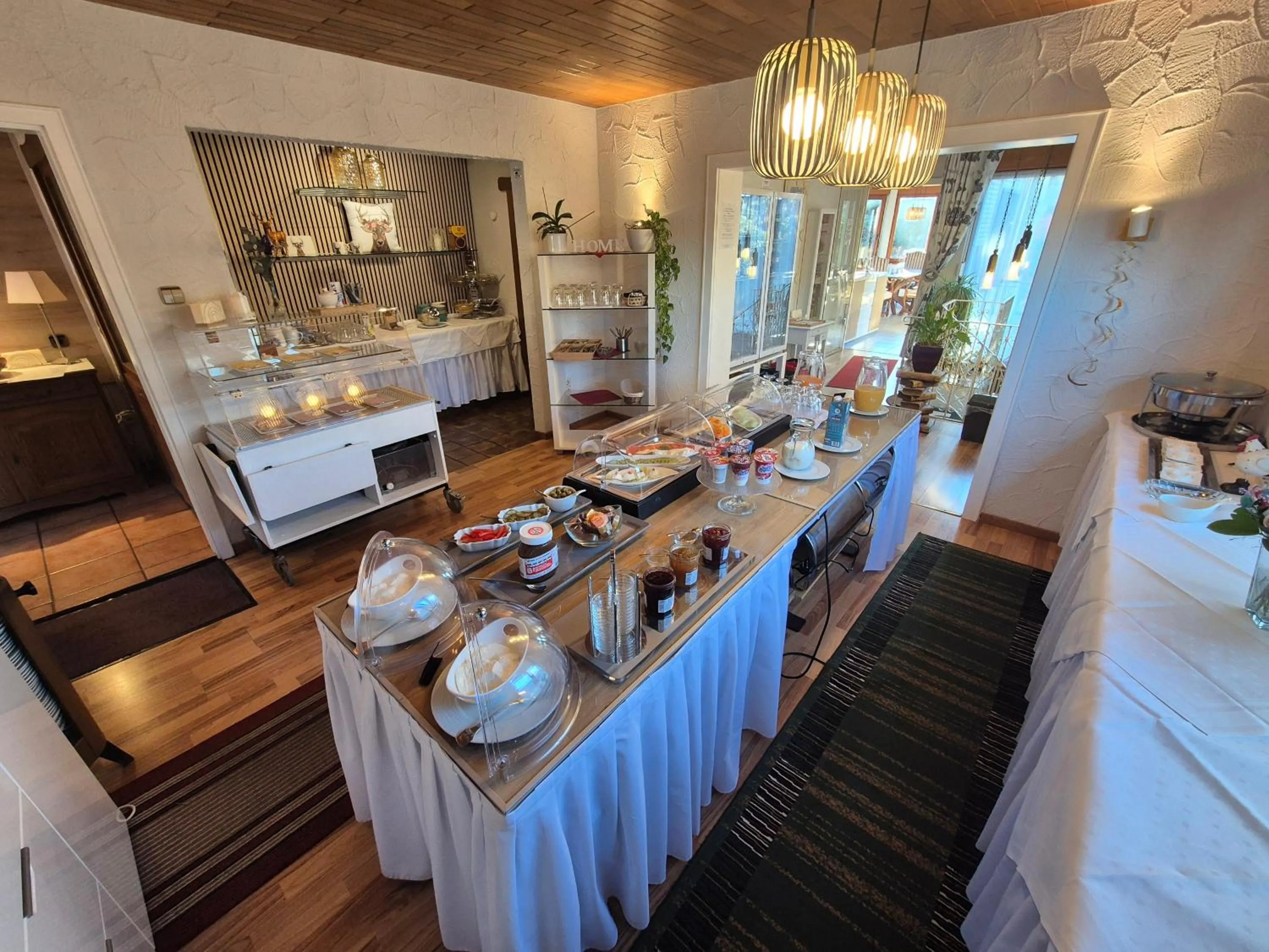 Breakfast in Hotel Schönblick