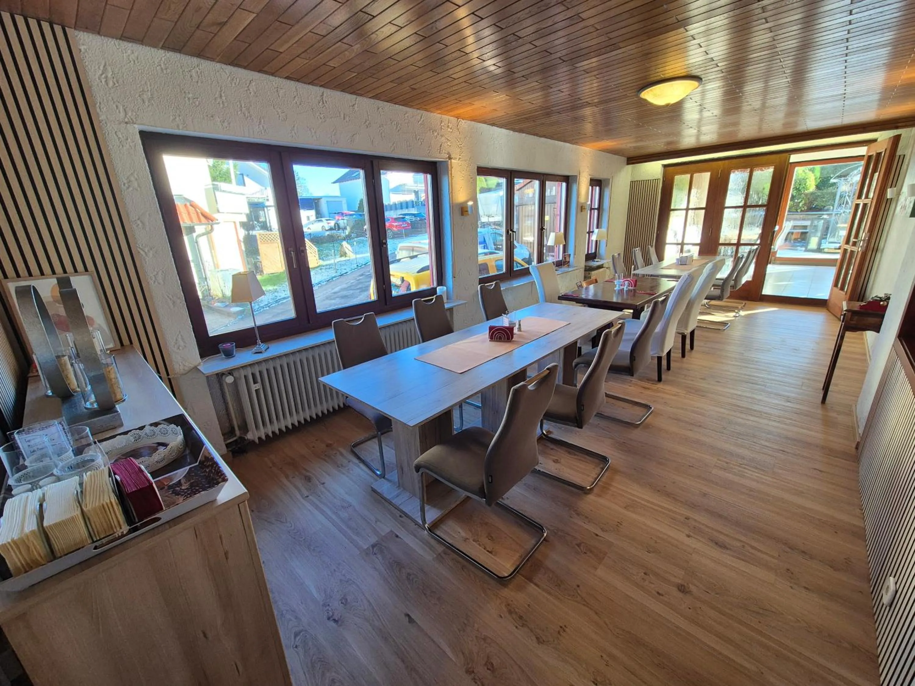 Restaurant/places to eat in Hotel Schönblick