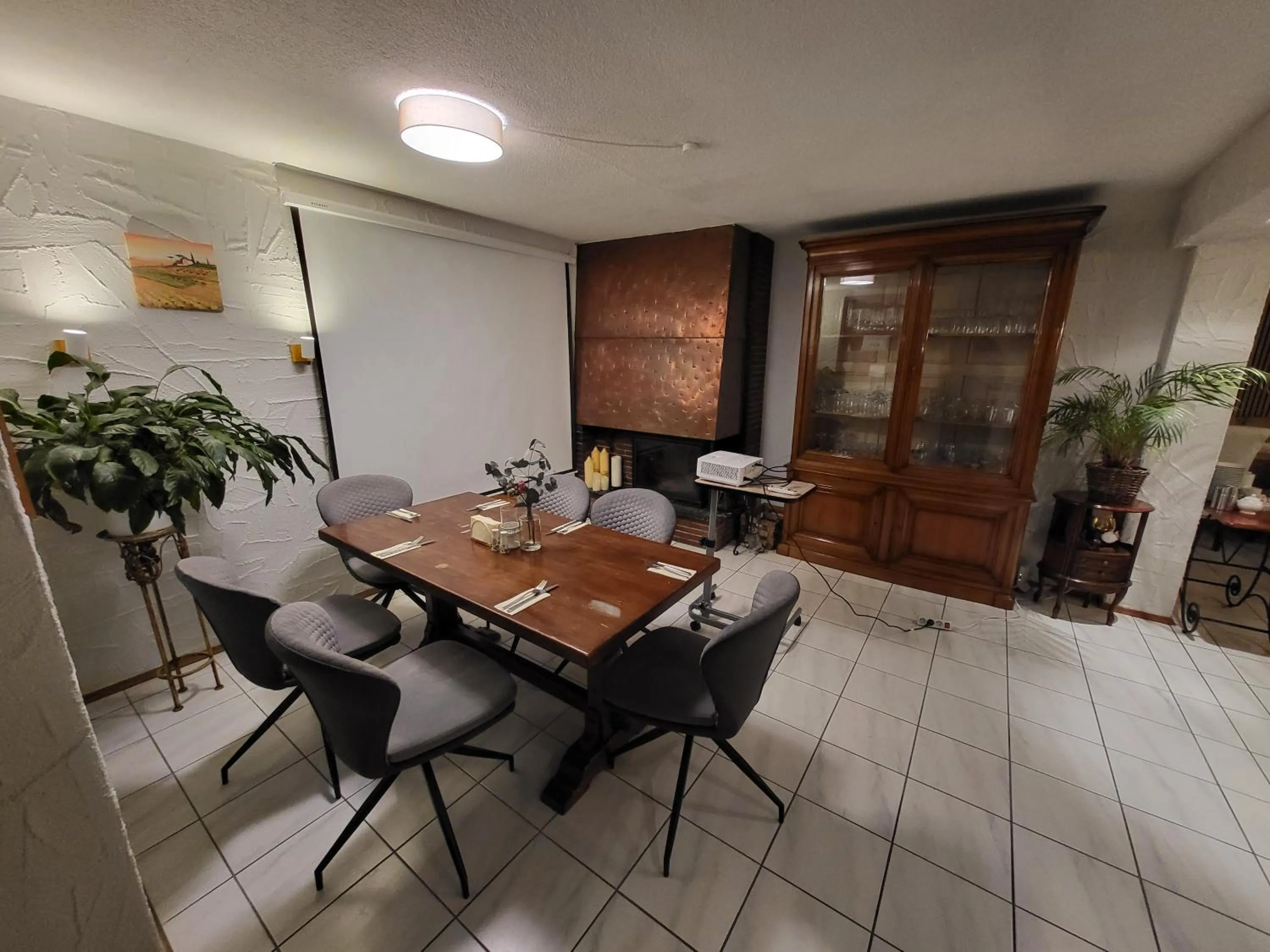 Restaurant/places to eat in Hotel Schönblick