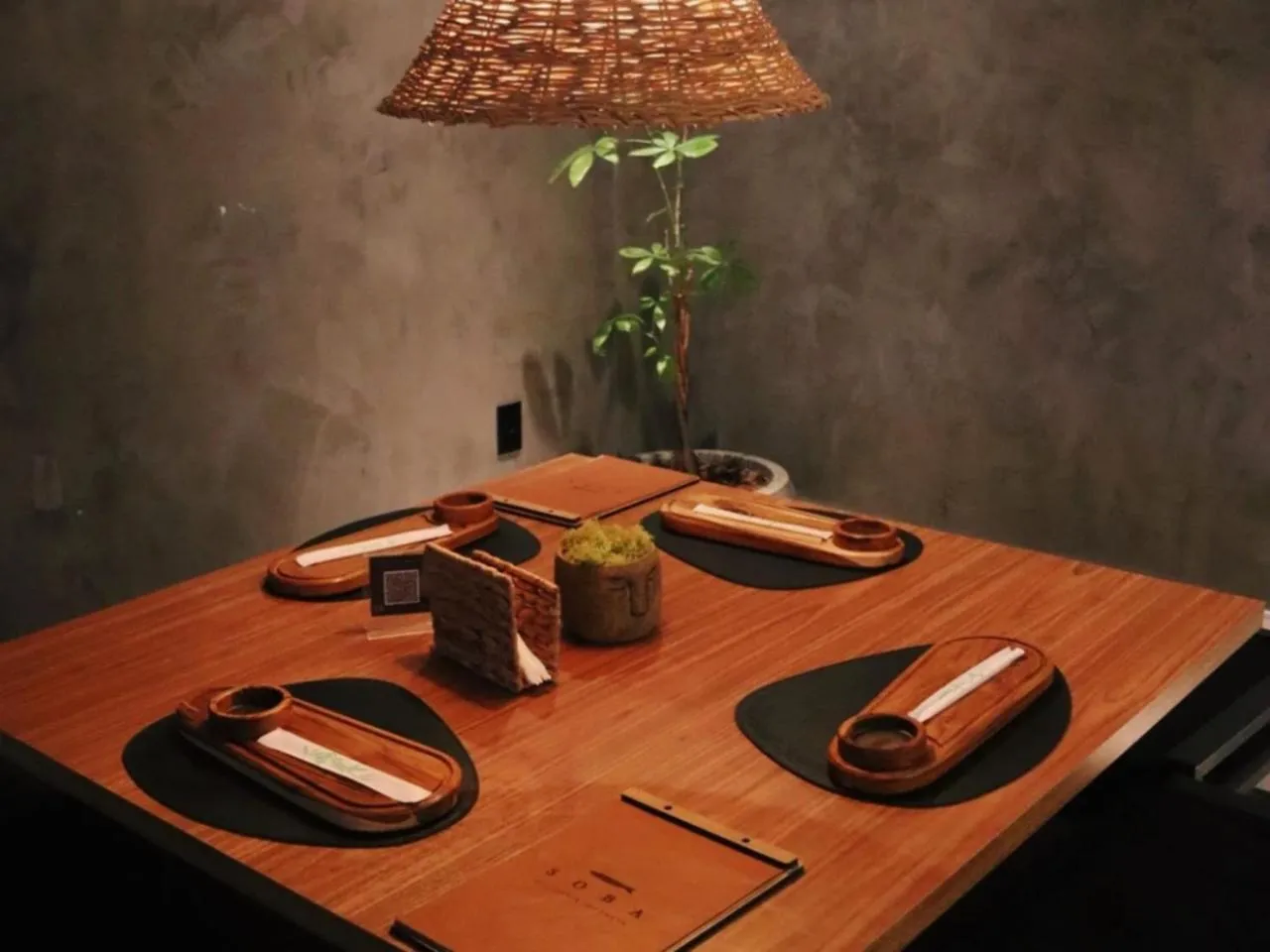 Restaurant/places to eat in Kastel Petrópolis